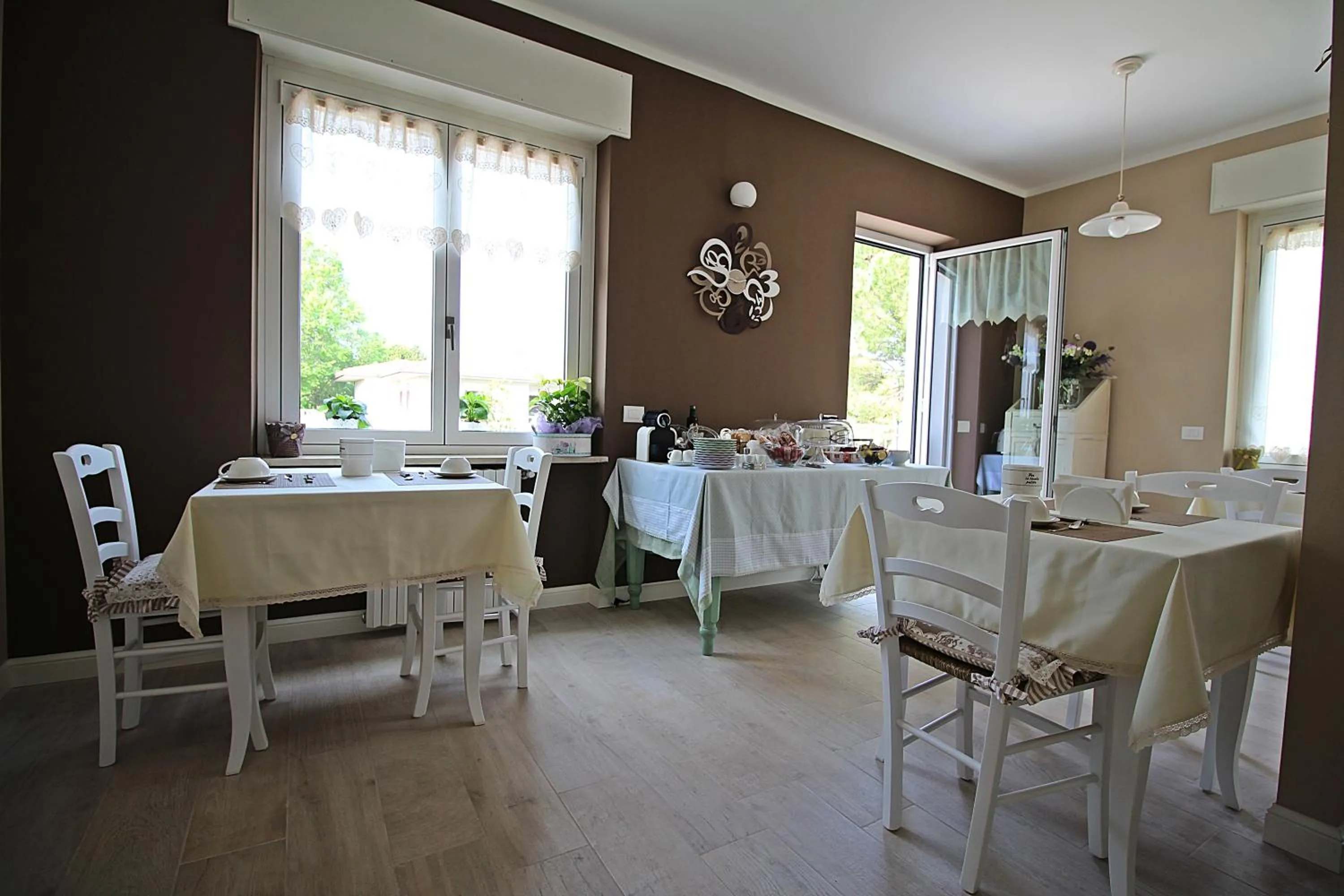 Restaurant/places to eat in B&B La Fiaba