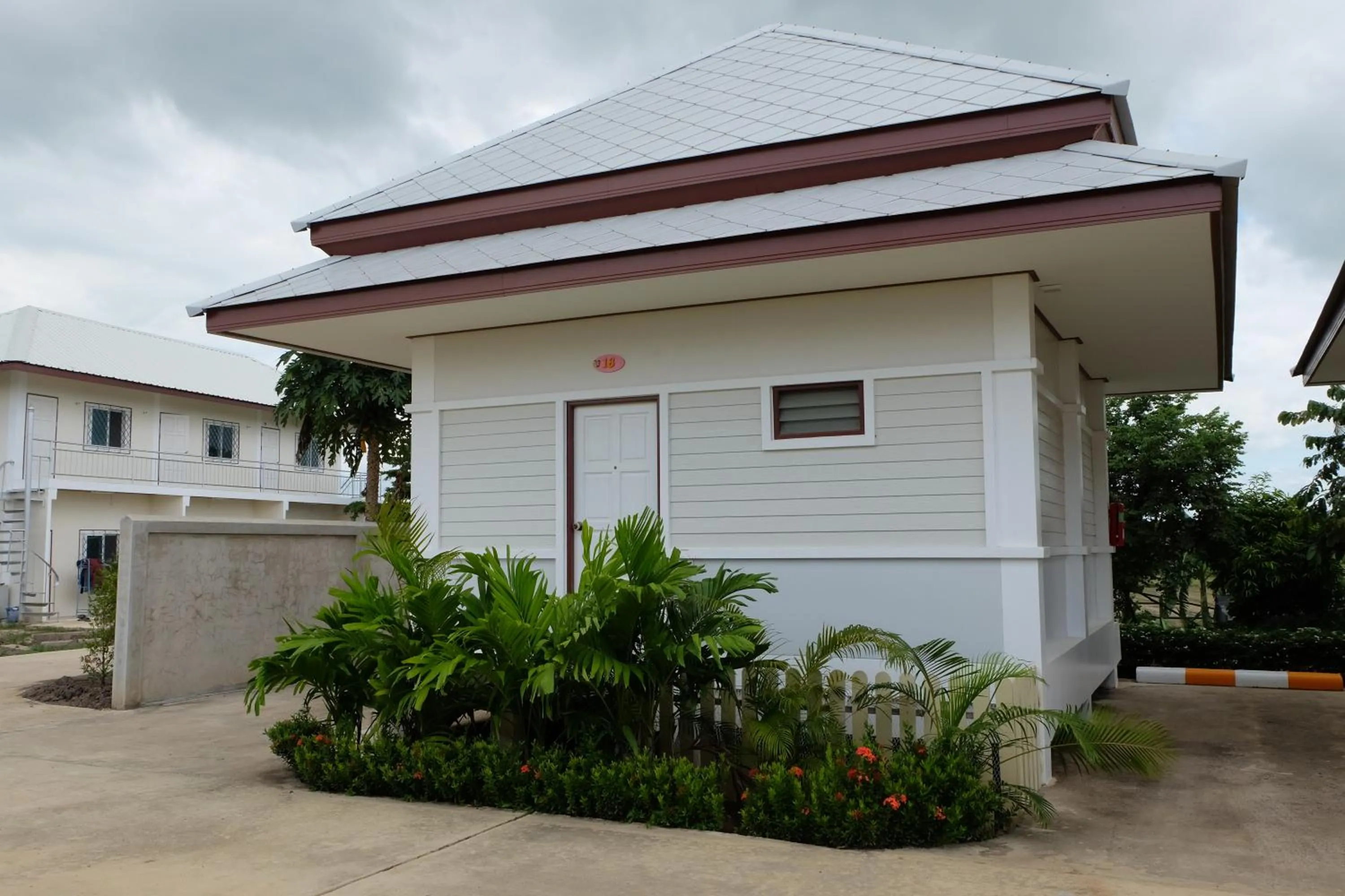 Photo of the whole room in Bualuang Boutique Resort