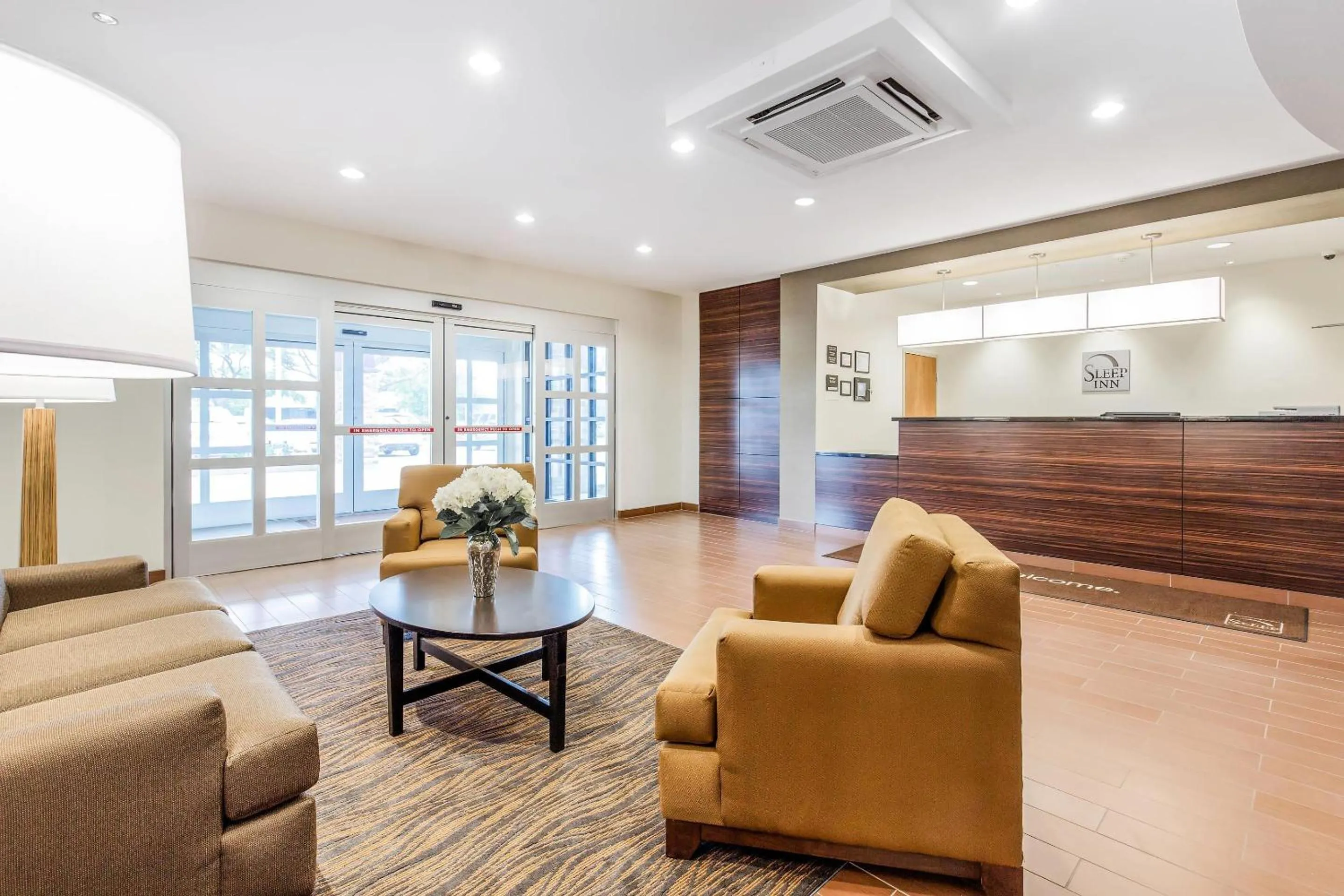 Lobby or reception in Sleep Inn Dallas Love Field-Medical District