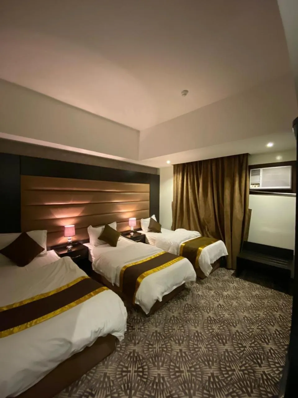 Bedroom, Bed in Desert Rose