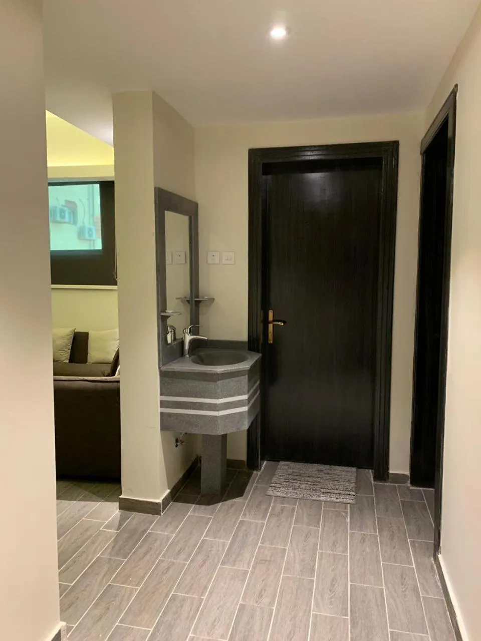 Decorative detail in Desert Rose