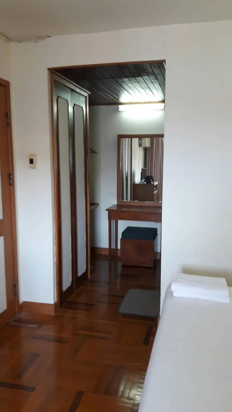 Bedroom in Paradorn Inn