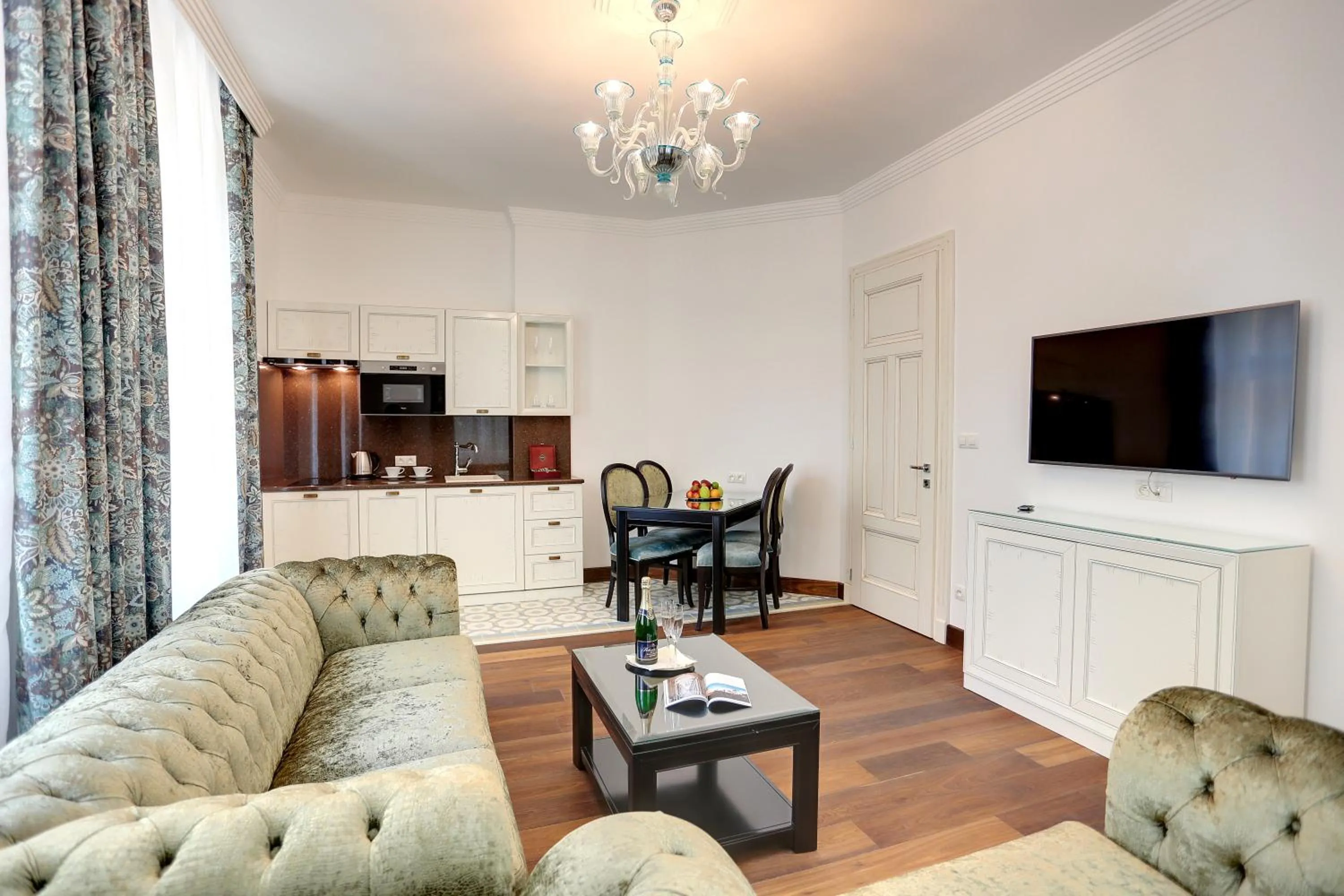 Photo of the whole room in Ferdinandhof Apart-Hotel