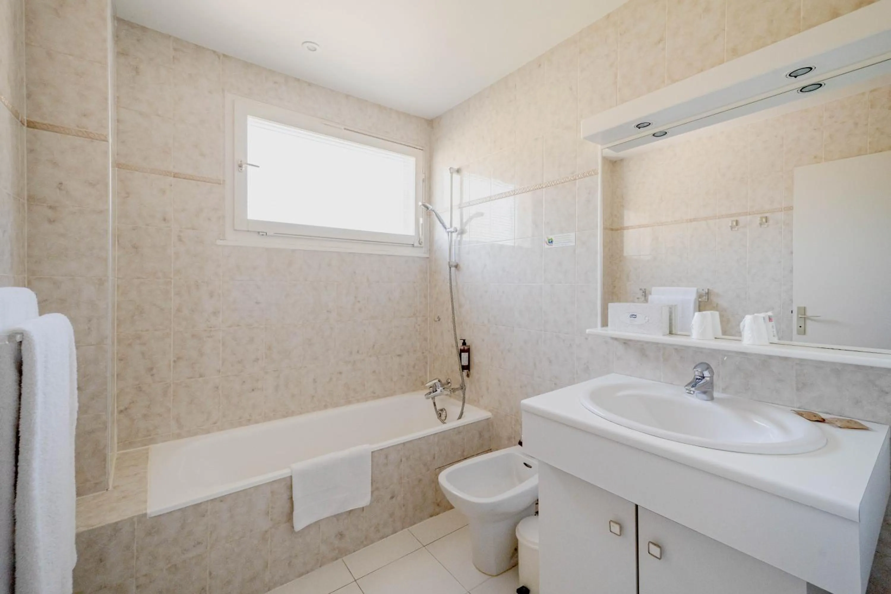 Bathroom in Hotel du Lac