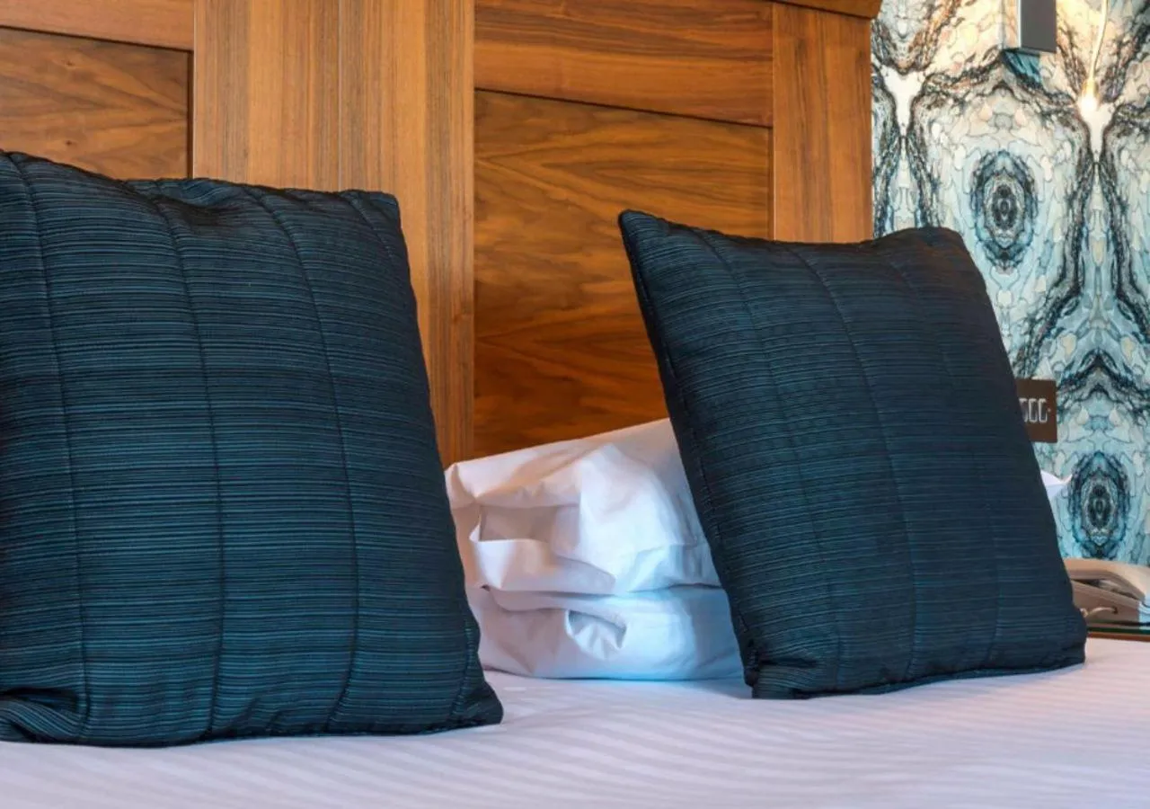 Bedroom, Bed in The Falmouth Hotel