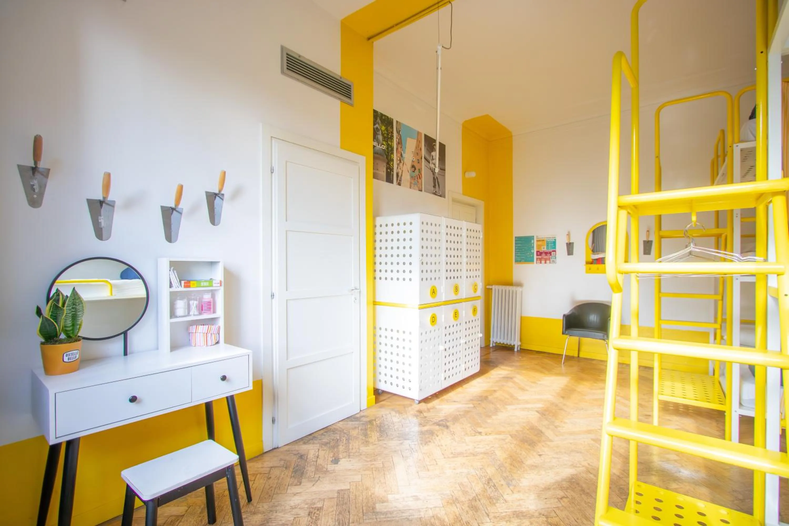 Bed in Ostello Bello Lake Como