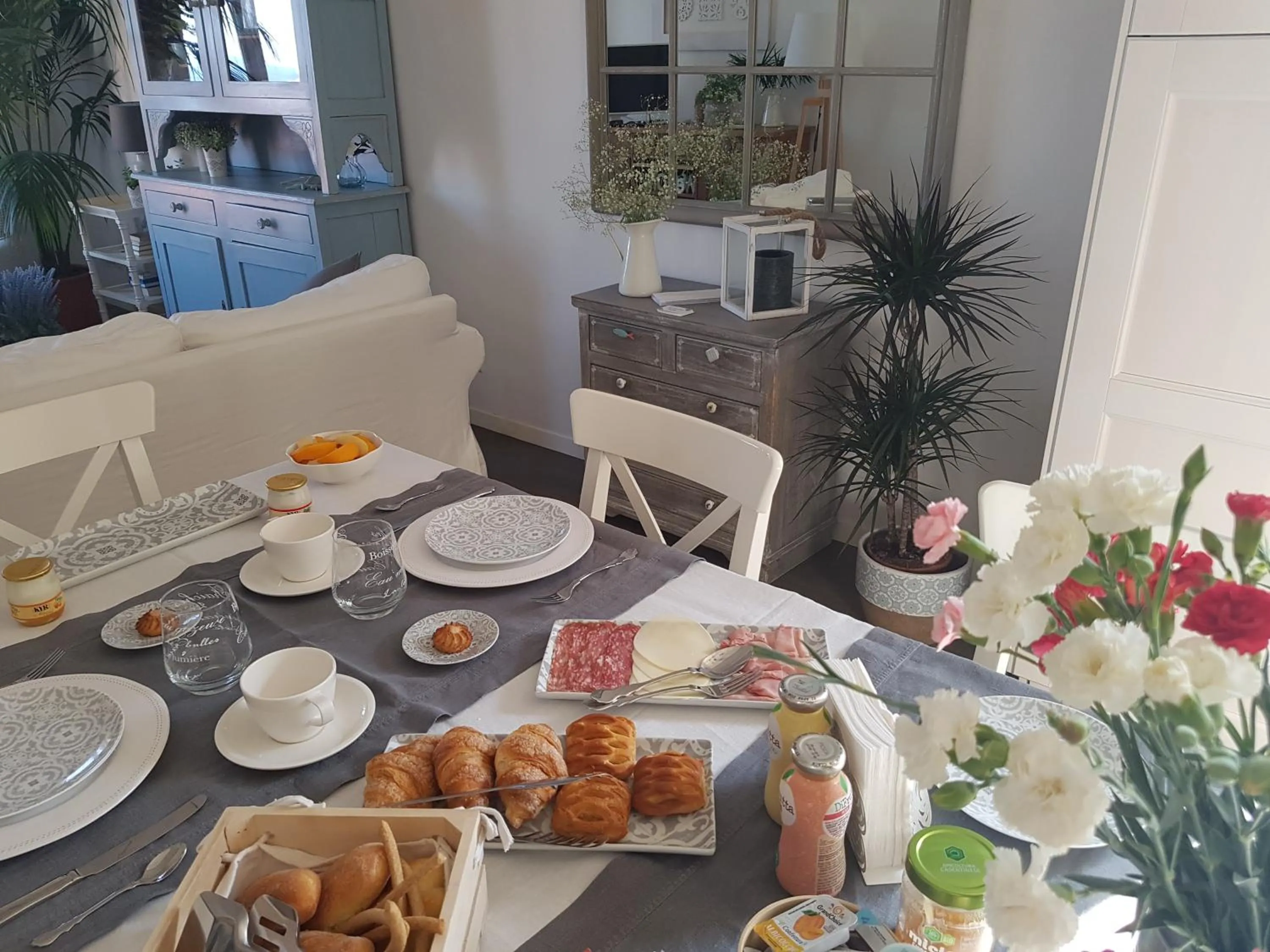 Breakfast in Azzurro B&B