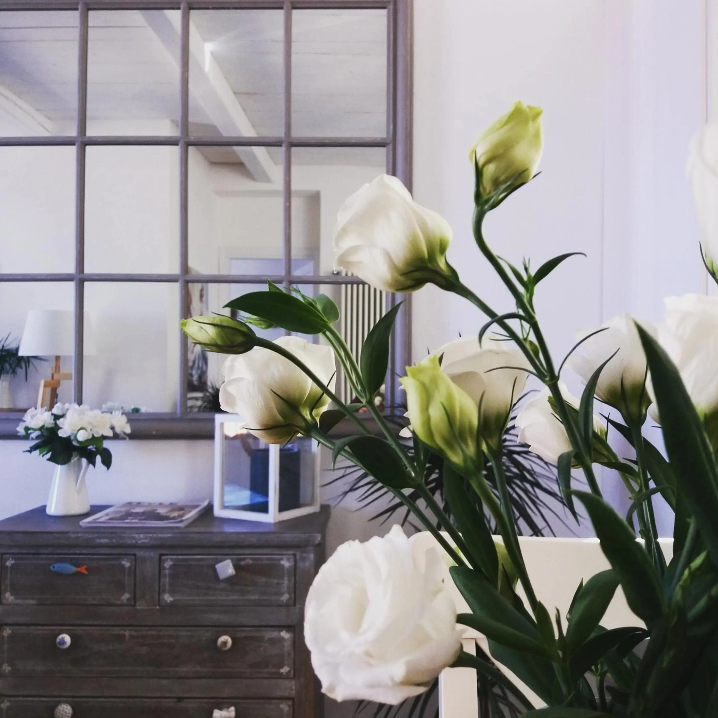 Decorative detail in Azzurro B&B