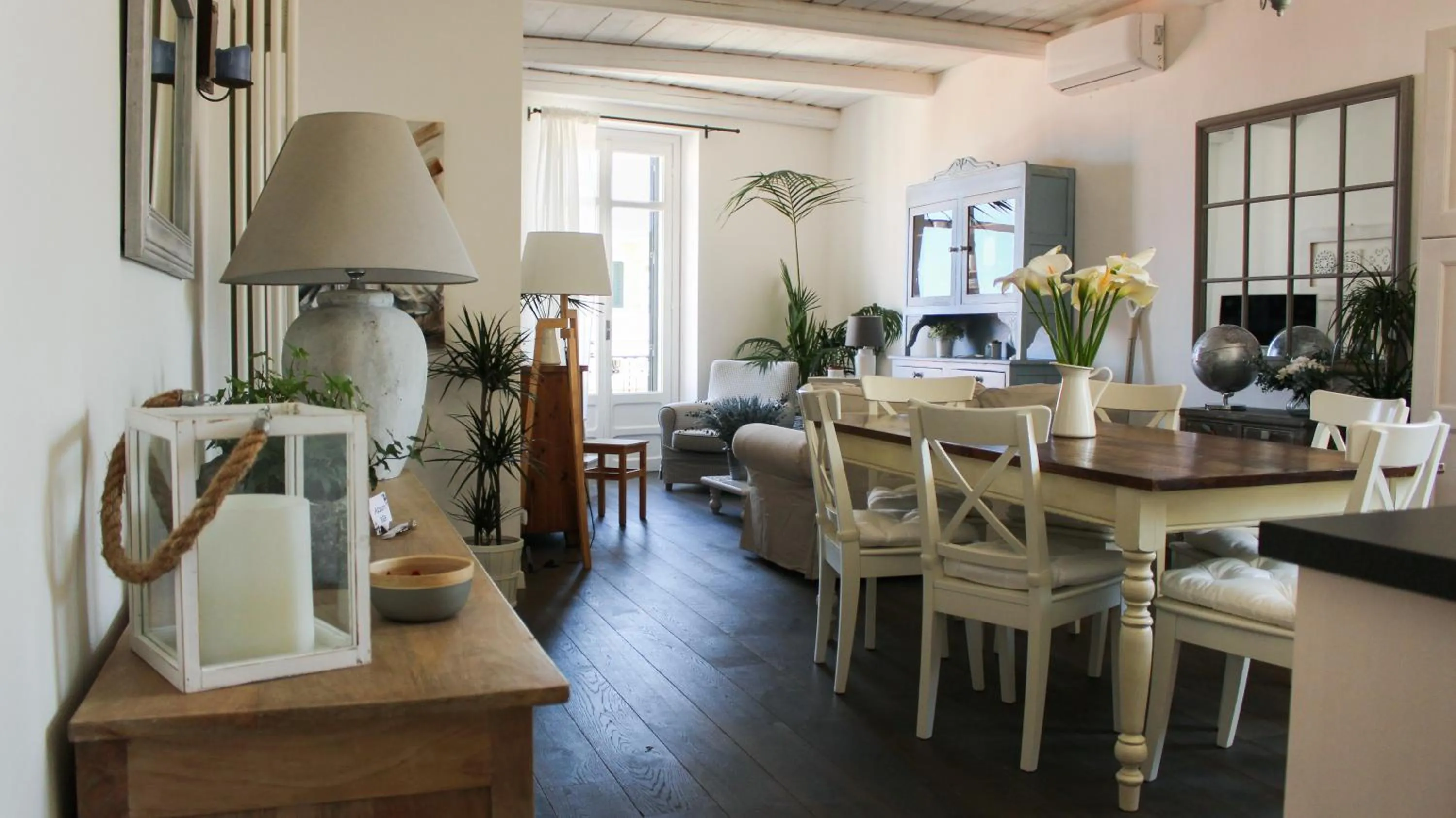 Communal lounge/ TV room in Azzurro B&B