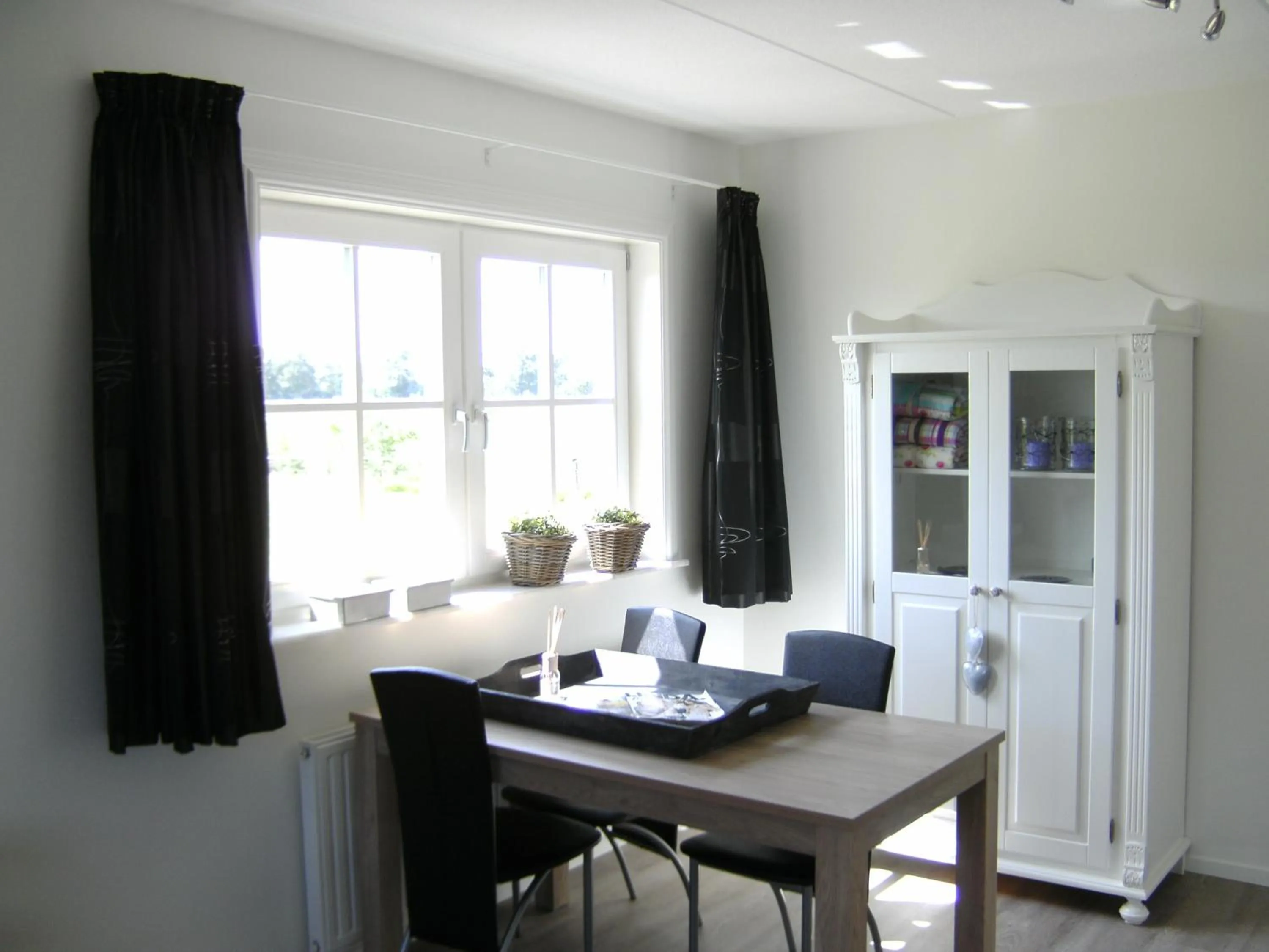 Photo of the whole room in De Beddestee