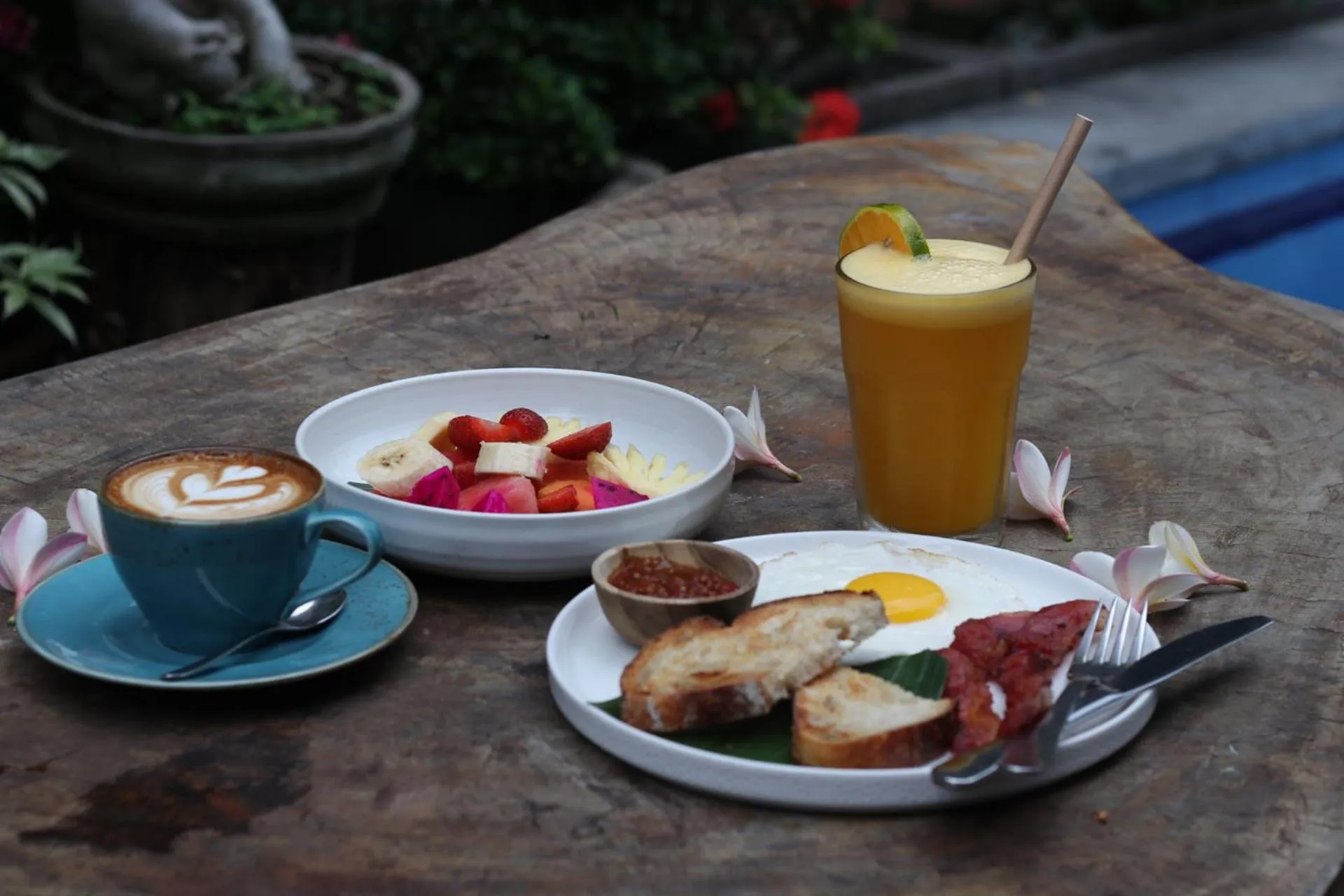 Continental breakfast in Bali Full Moon Guest House