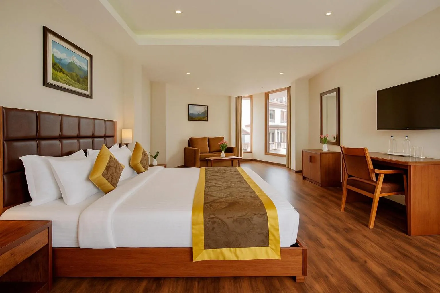 Bed in Summit Ttakshang Residency Hotel & Spa Mg Marg