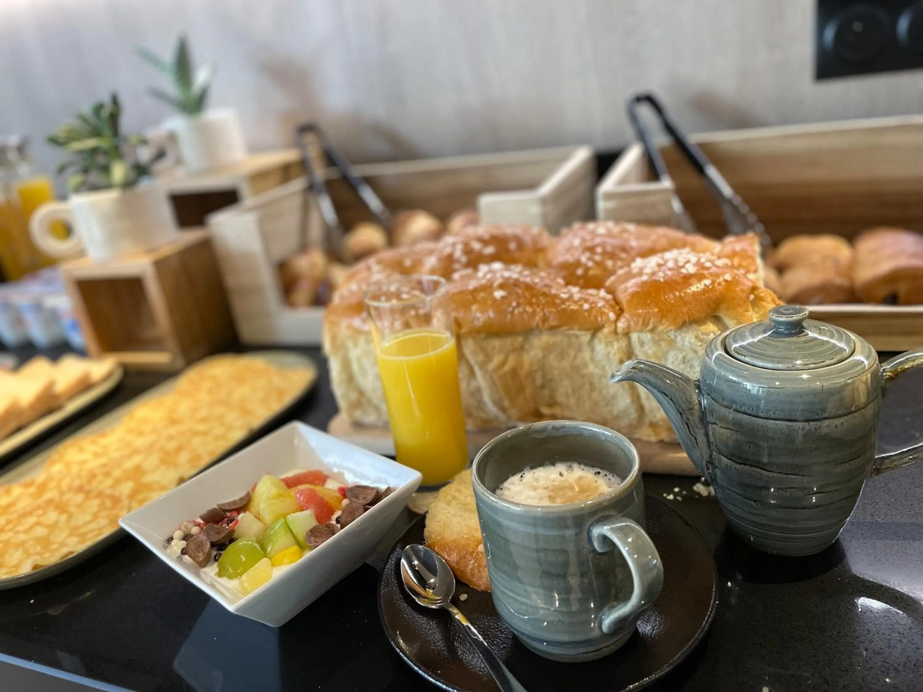 Breakfast in Hôtel Villa Berlioz