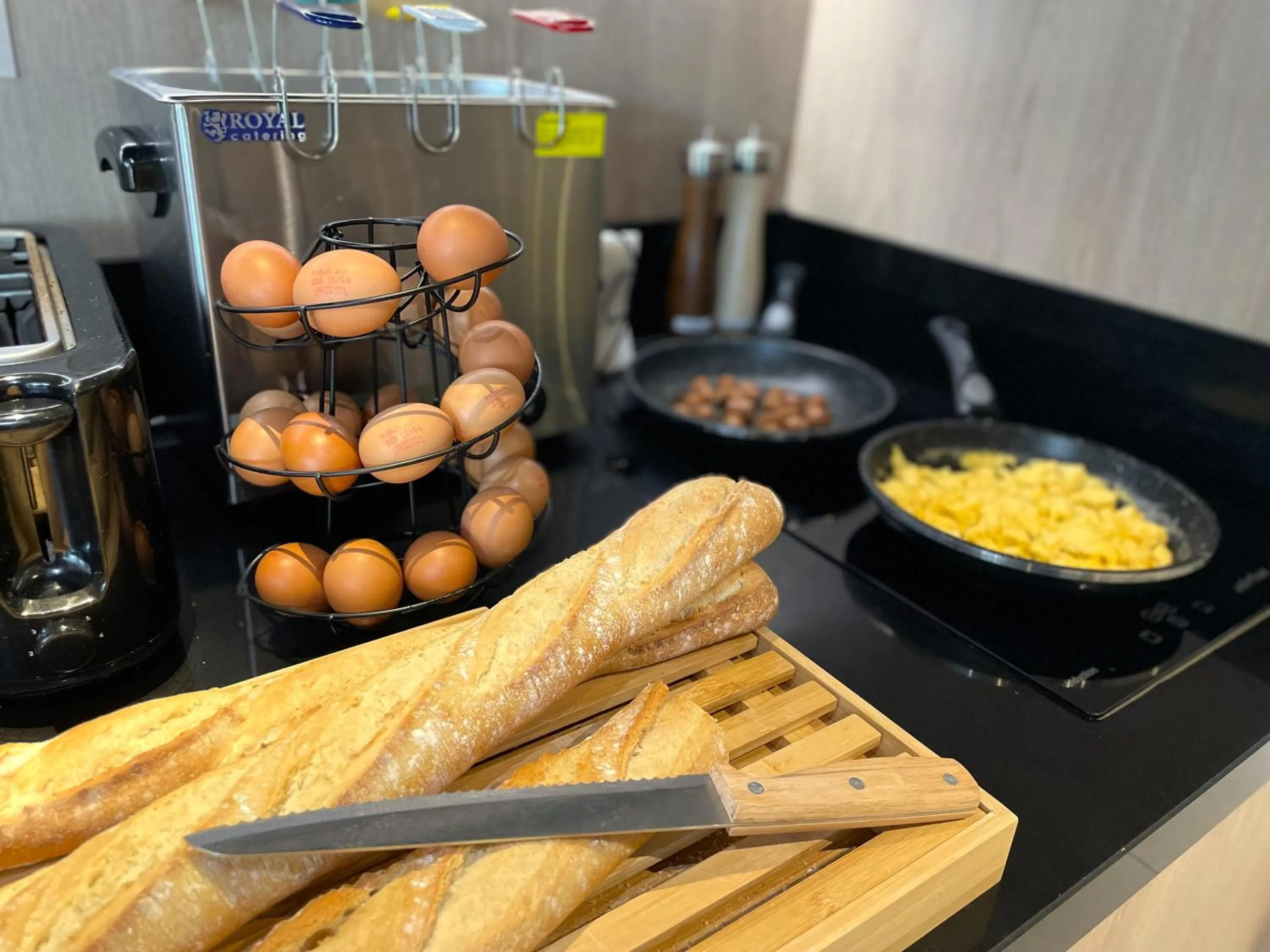 Breakfast in Hôtel Villa Berlioz