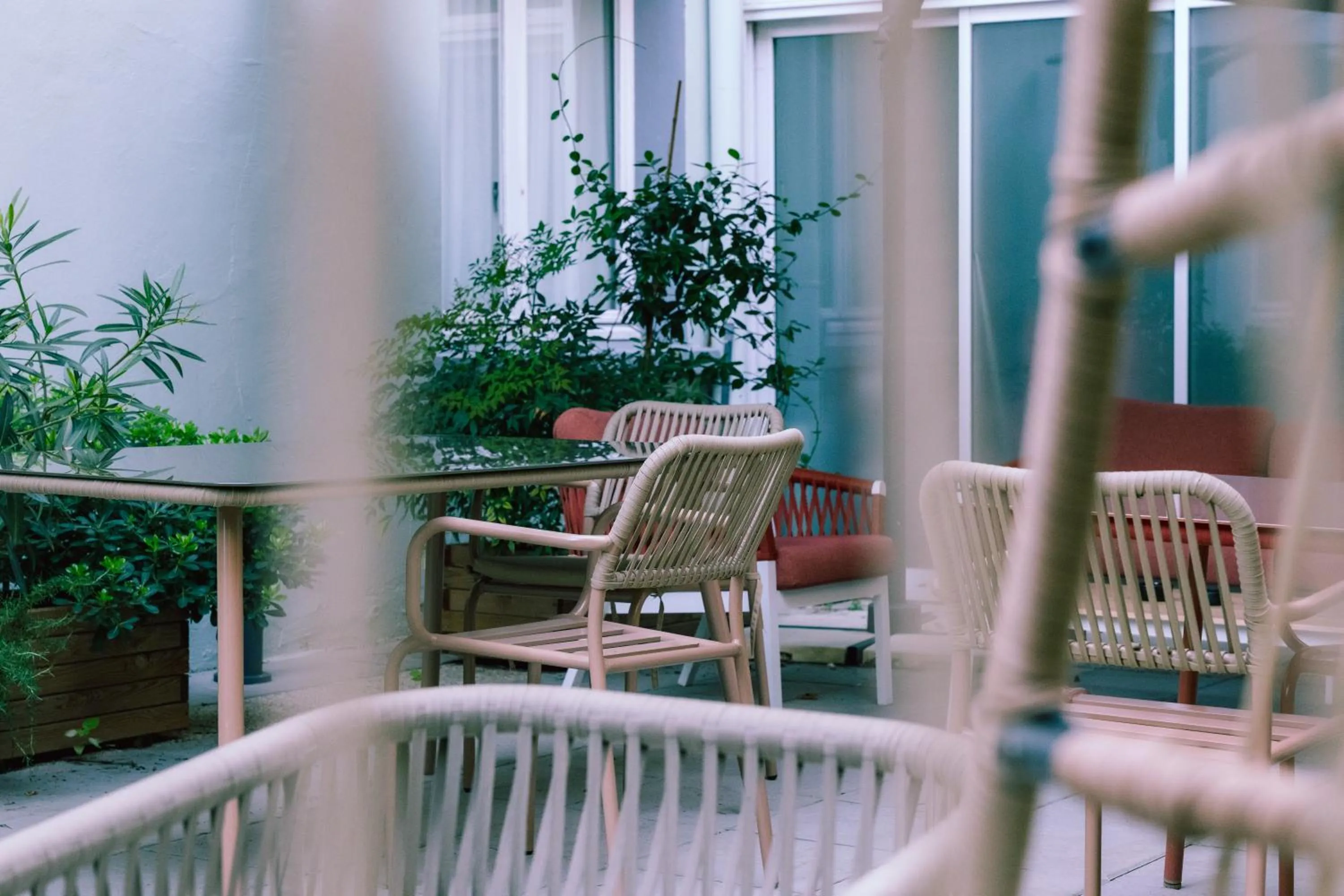 Patio in Hôtel Villa Berlioz