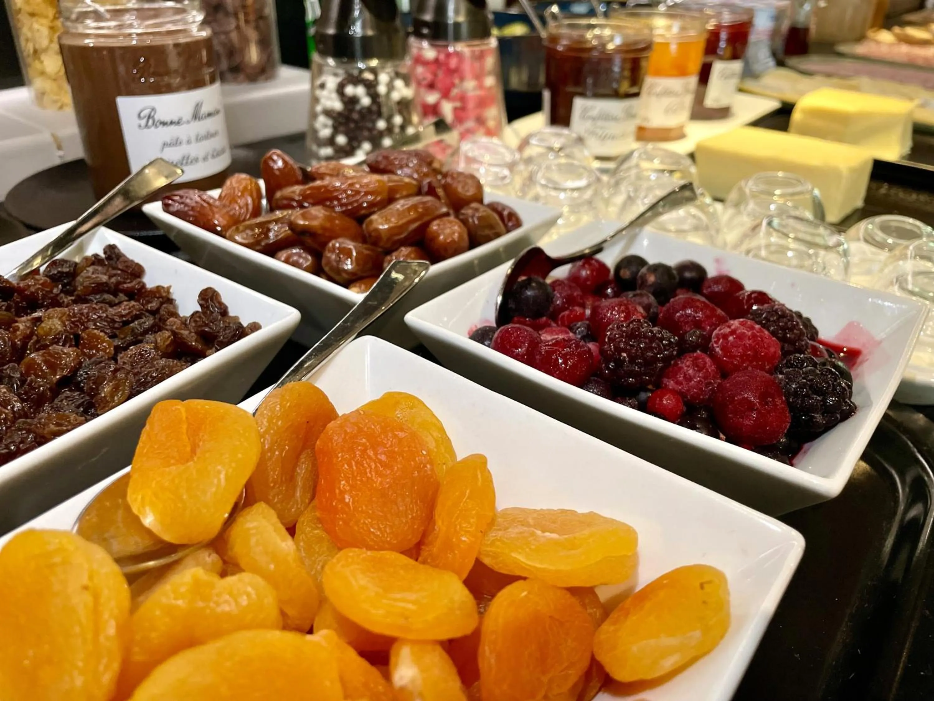 Breakfast in Hôtel Villa Berlioz