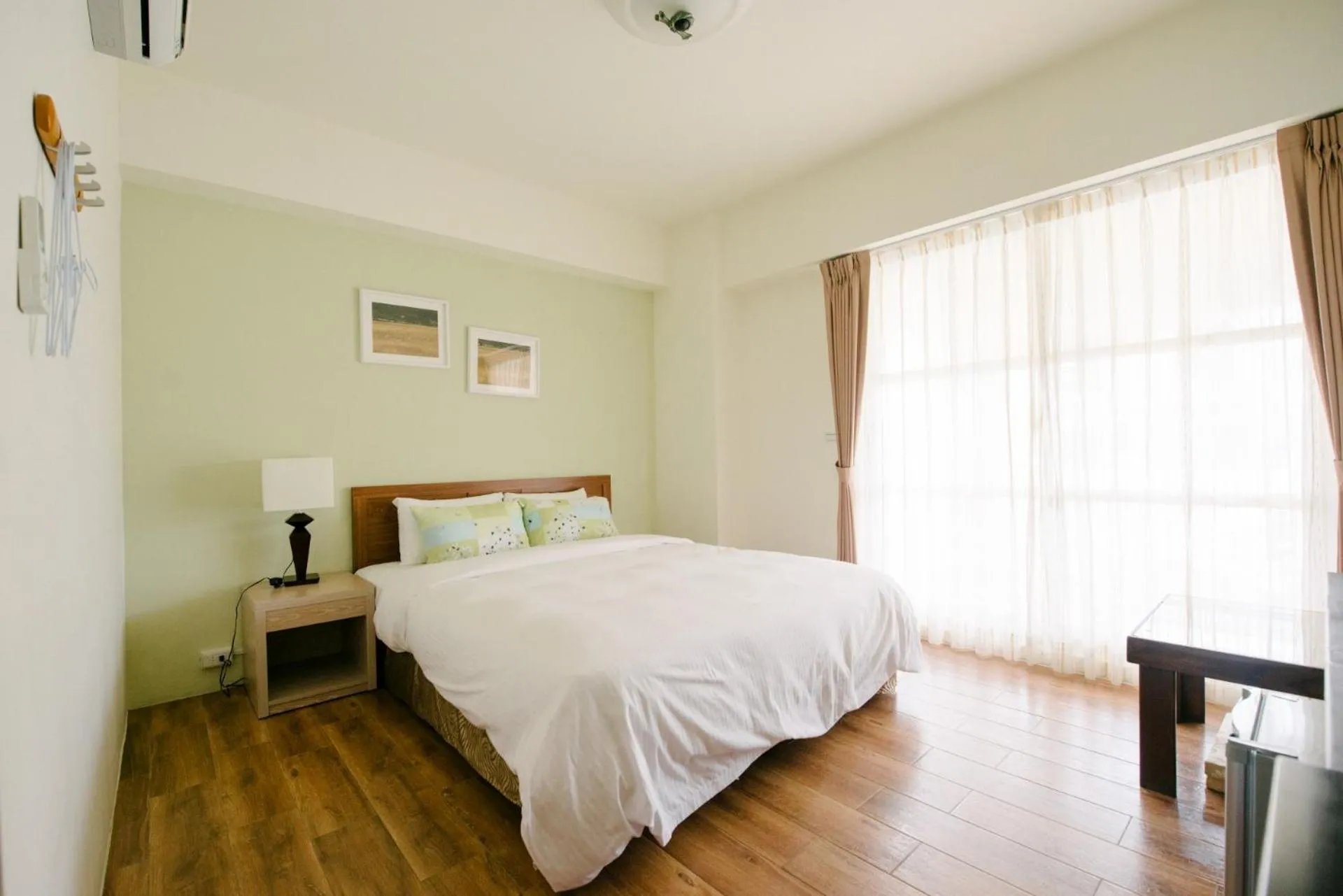 Photo of the whole room, Bed in He Sen B&B