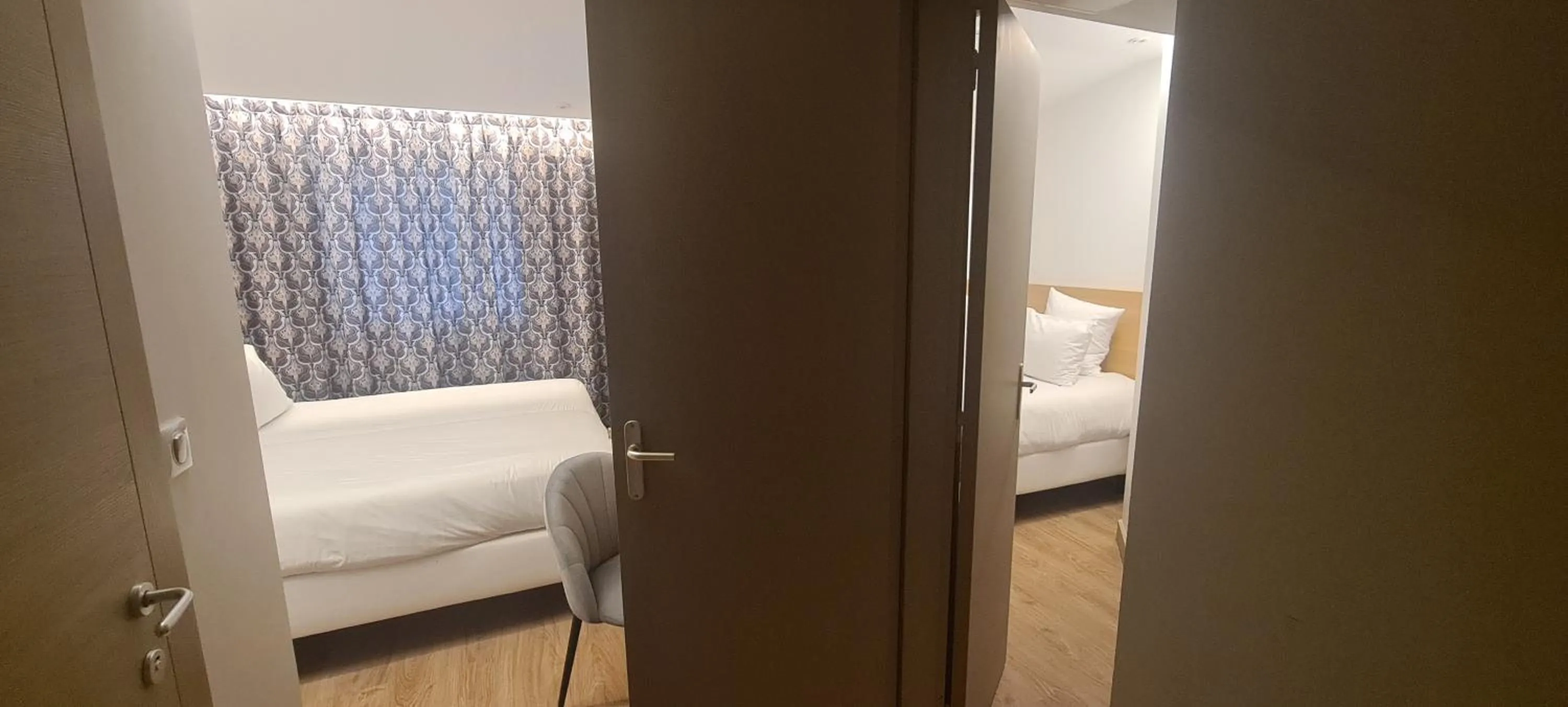 Bed in Geographotel Paris-Roissy CDG Airport