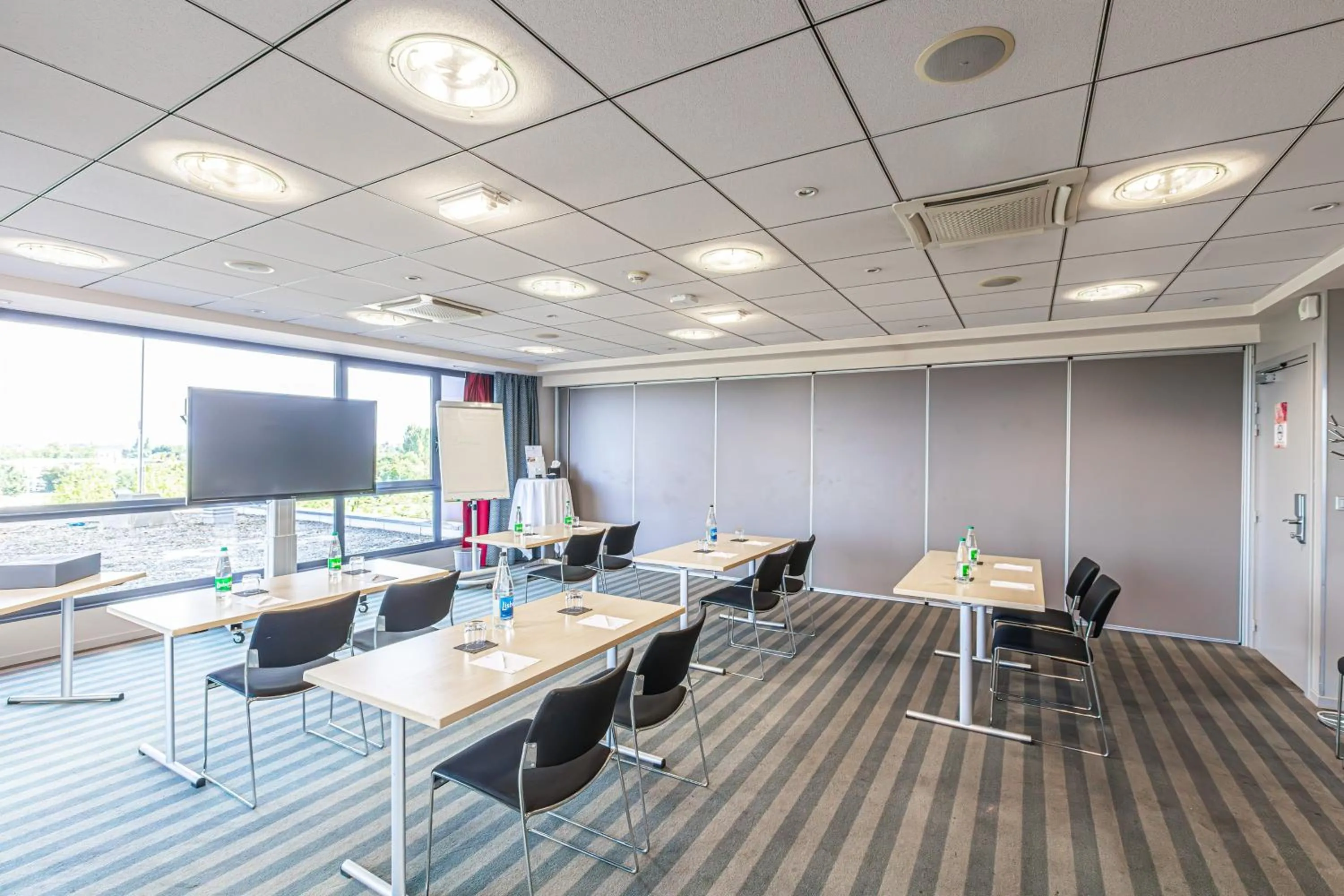 Meeting/conference room in Holiday Inn Mulhouse by IHG