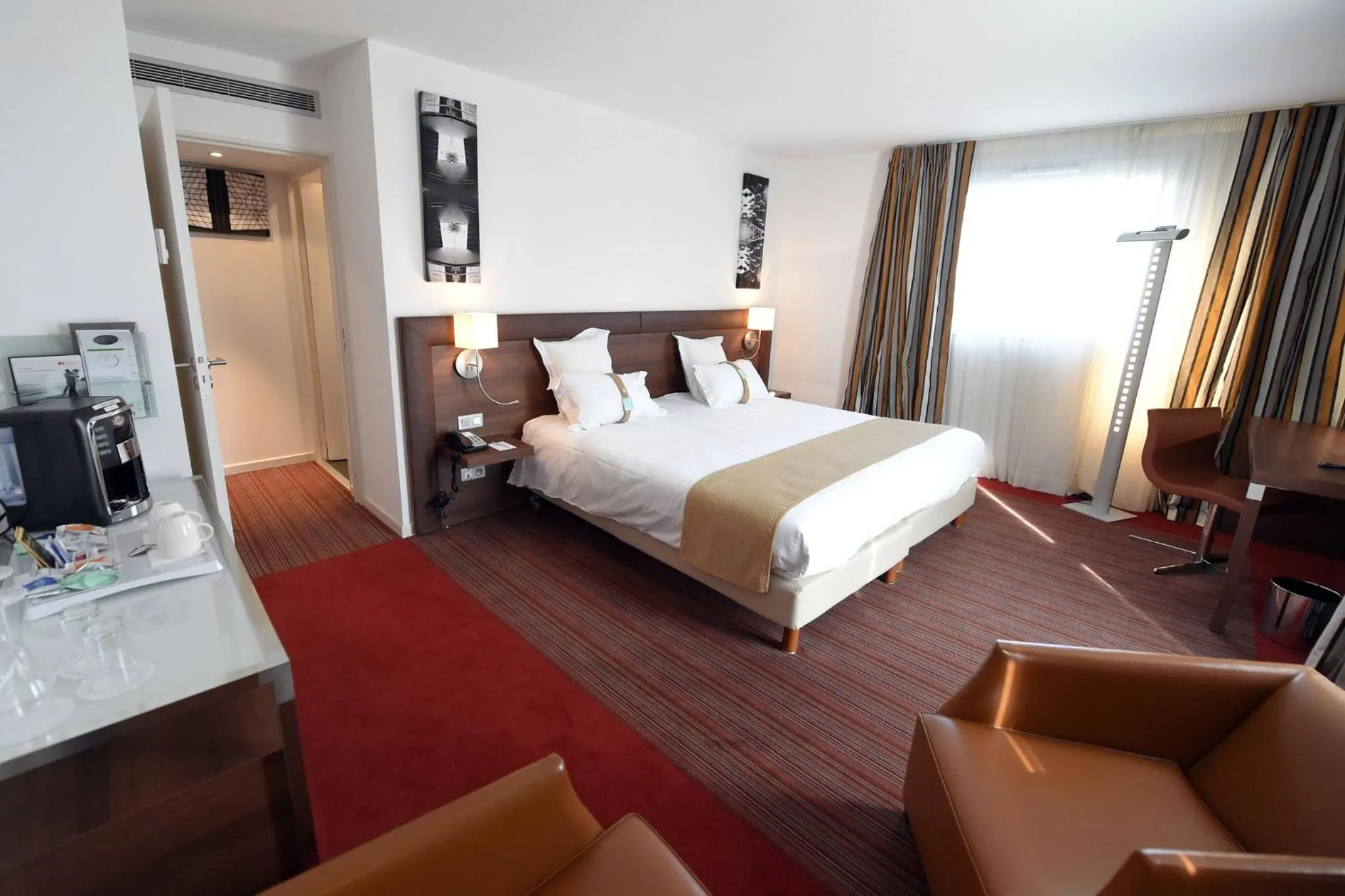 Bedroom, Bed in Holiday Inn Mulhouse by IHG