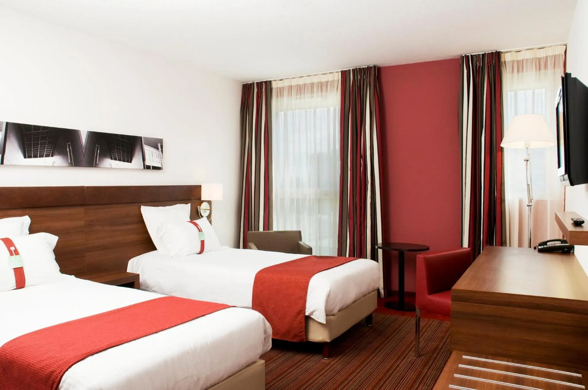 Photo of the whole room, Bed in Holiday Inn Mulhouse by IHG