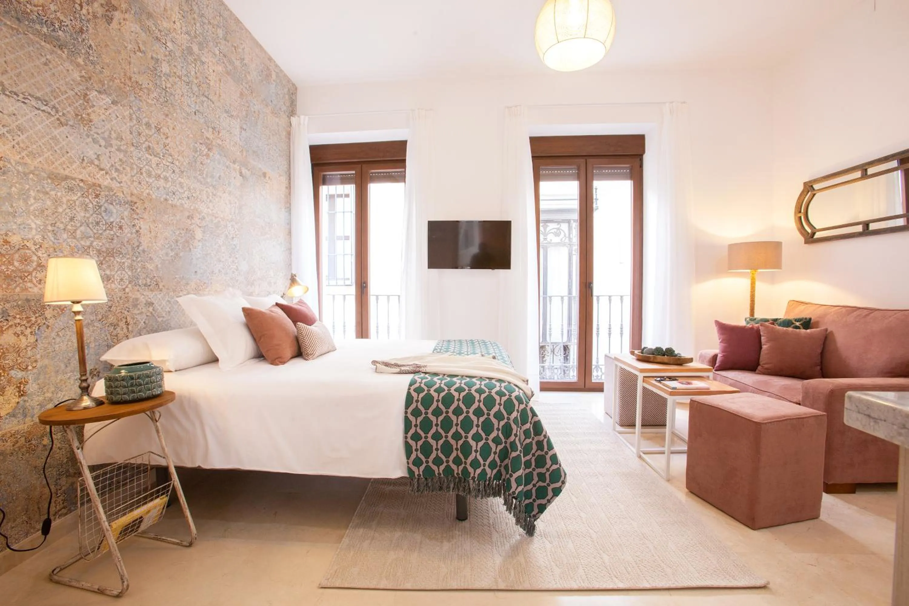 Decorative detail, Bed in Hostly Mariana