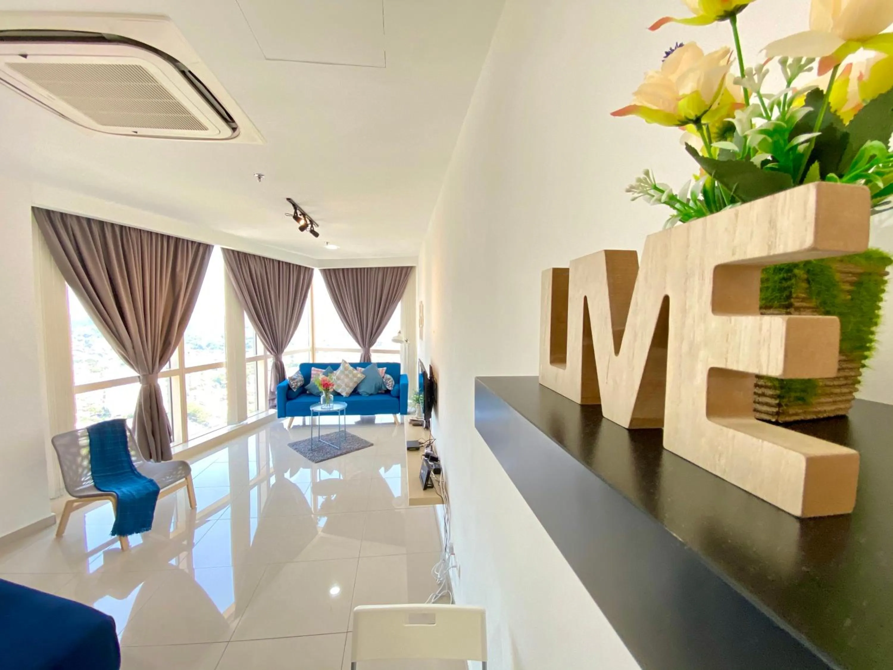 Chrisenbel Suites - Pinnacle PJ