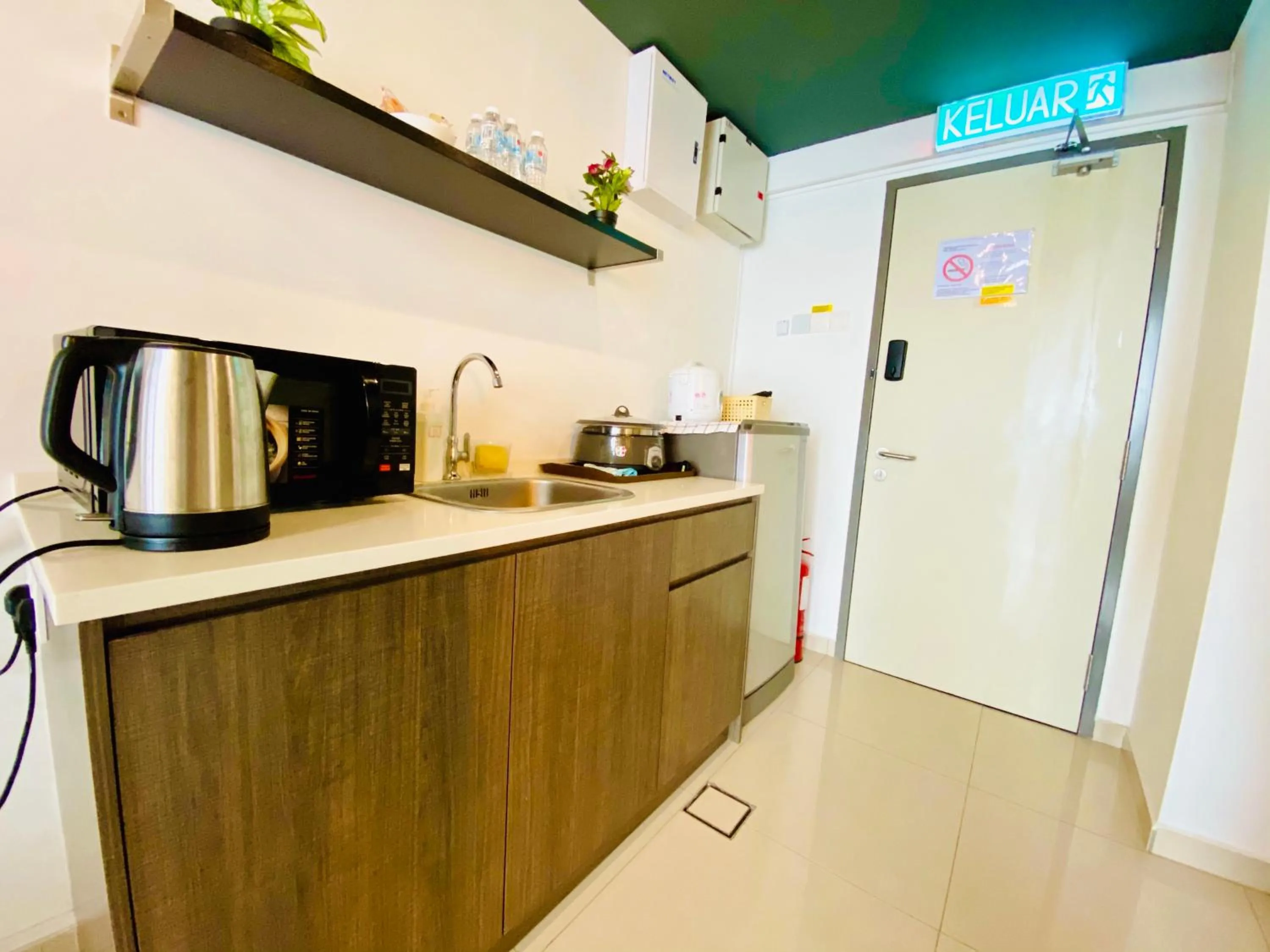 Chrisenbel Suites - Pinnacle PJ