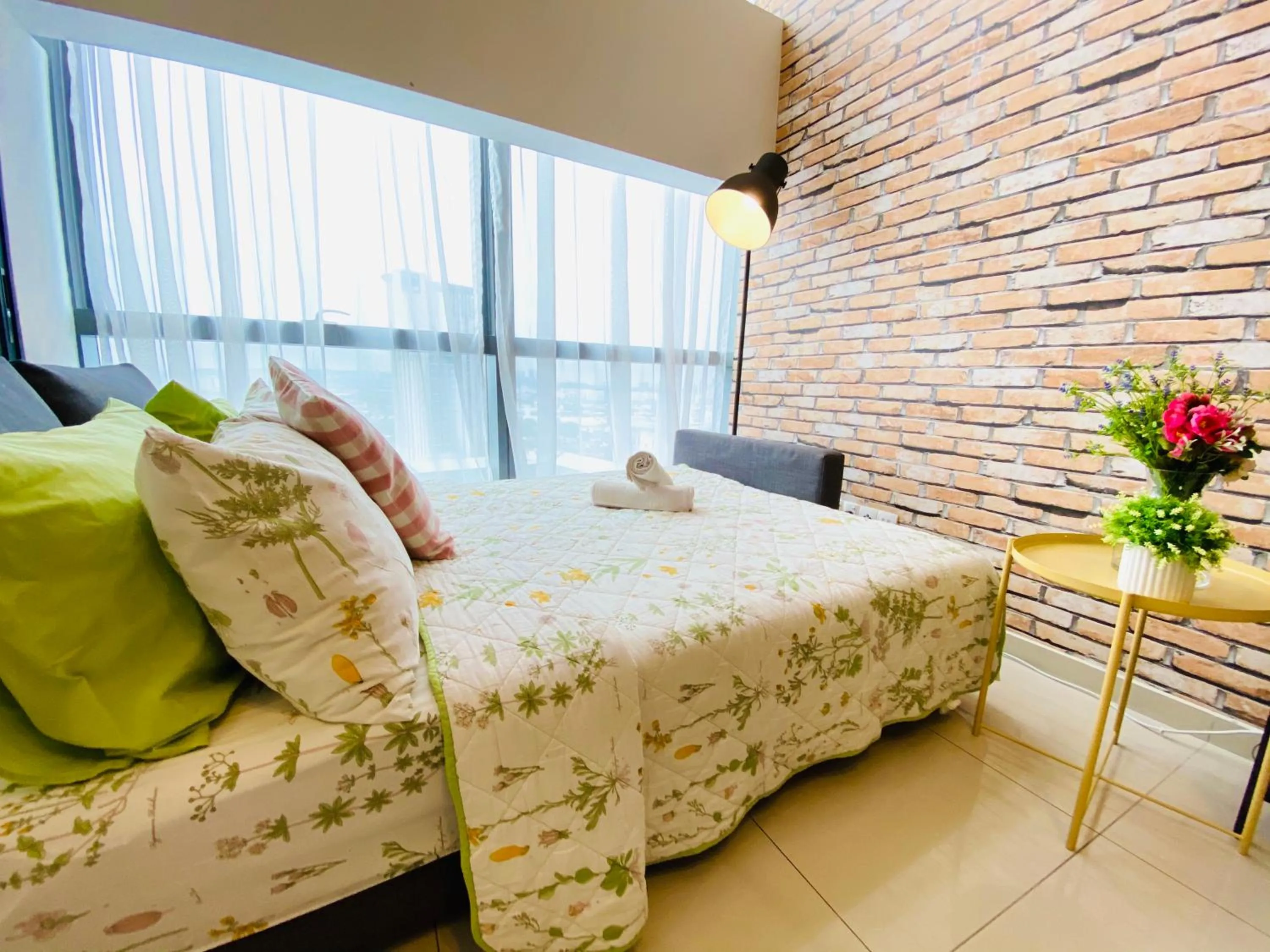 Bed in Chrisenbel Suites - Pinnacle PJ