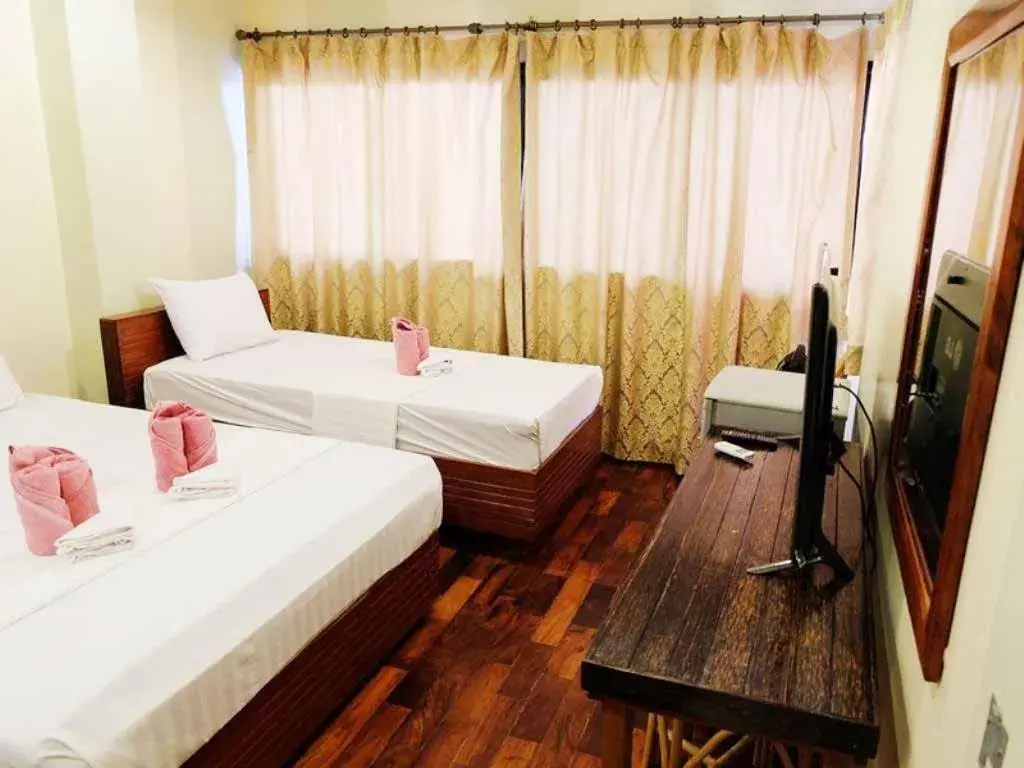 Family Suite in El Nido Beach Hotel Family Suite in El Nido Beach Hotel