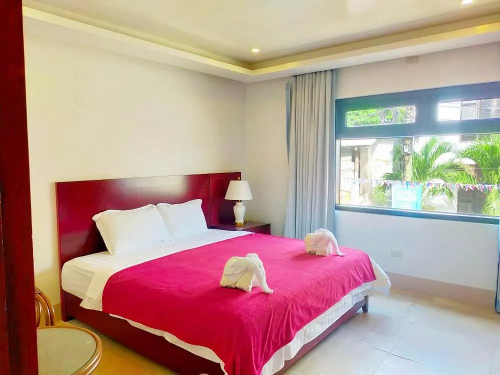 Bedroom, Bed in El Nido Beach Hotel