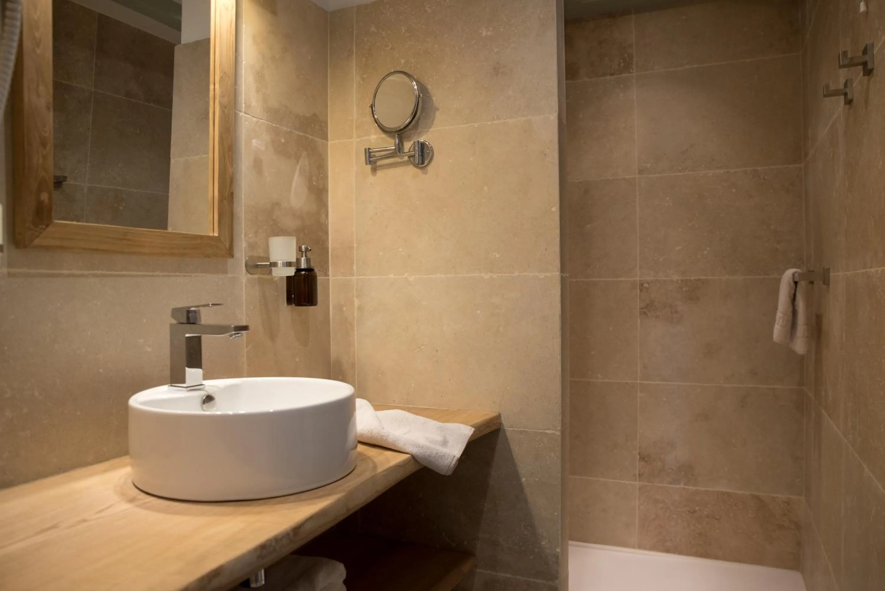 Bathroom in Le Domaine de Falgos Golf & Spa