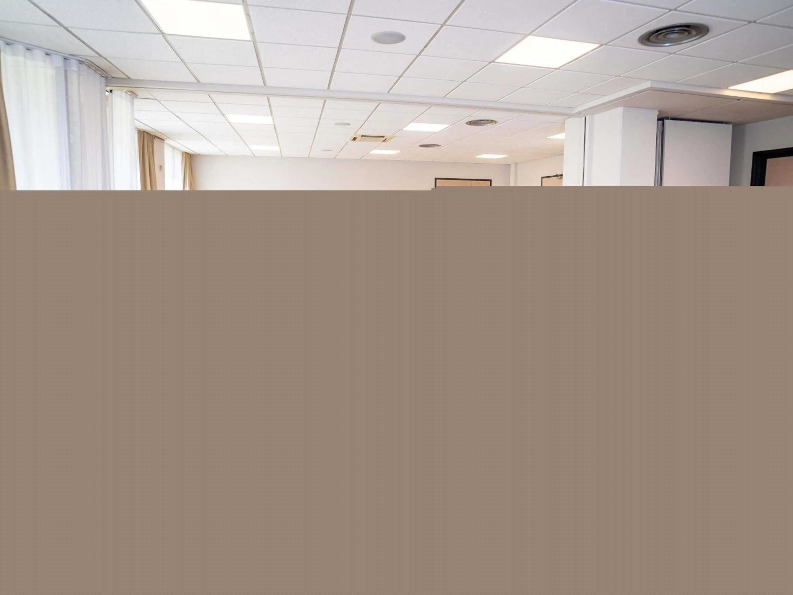 Meeting/conference room in ibis Styles Tours Centre