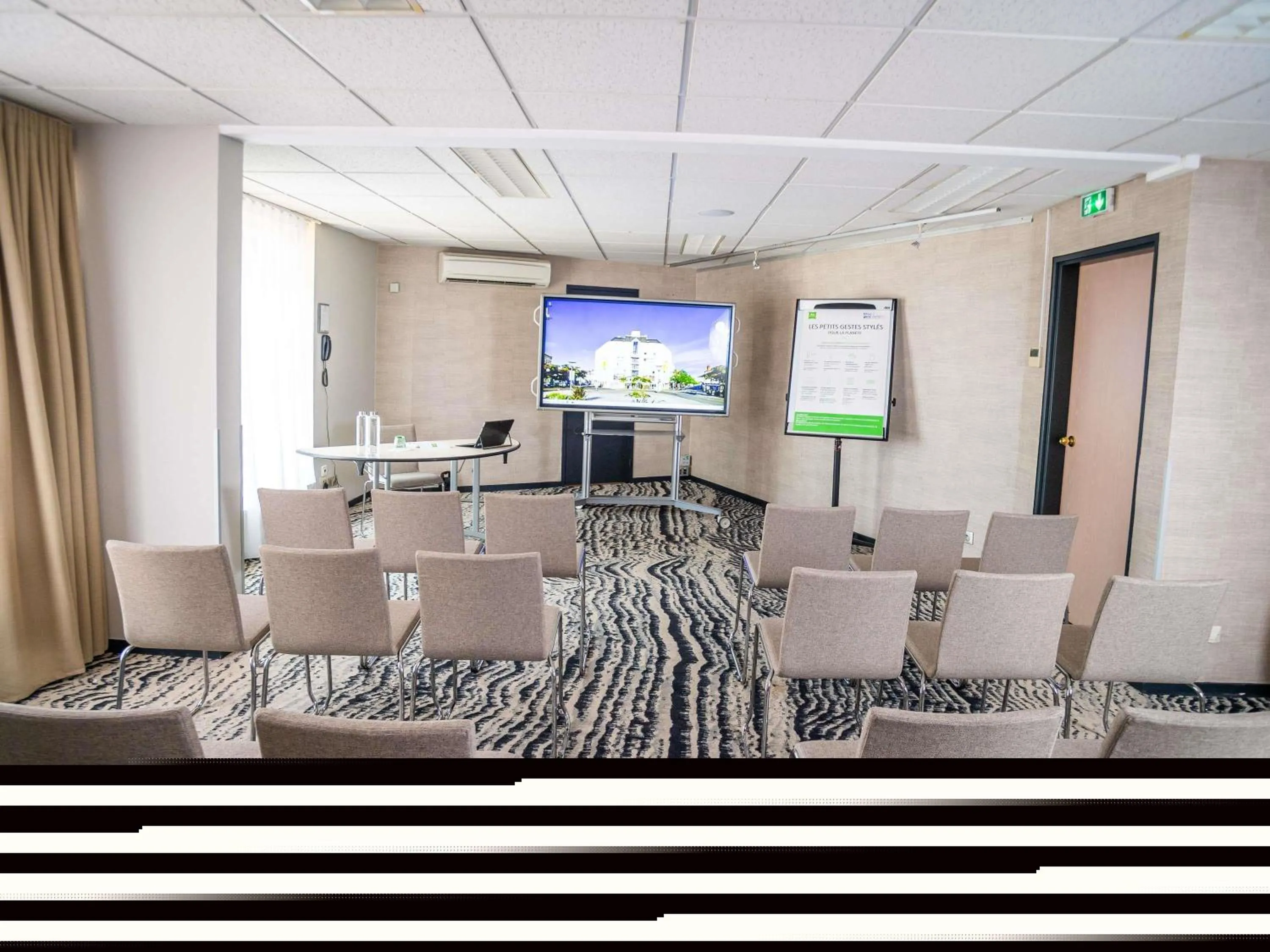 Meeting/conference room in ibis Styles Tours Centre