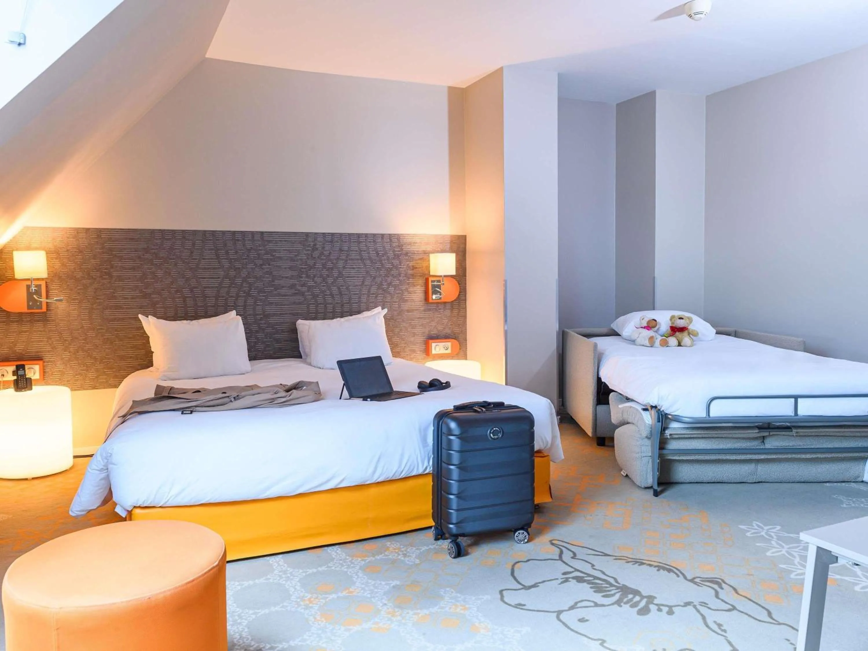 Other, Bed in ibis Styles Tours Centre