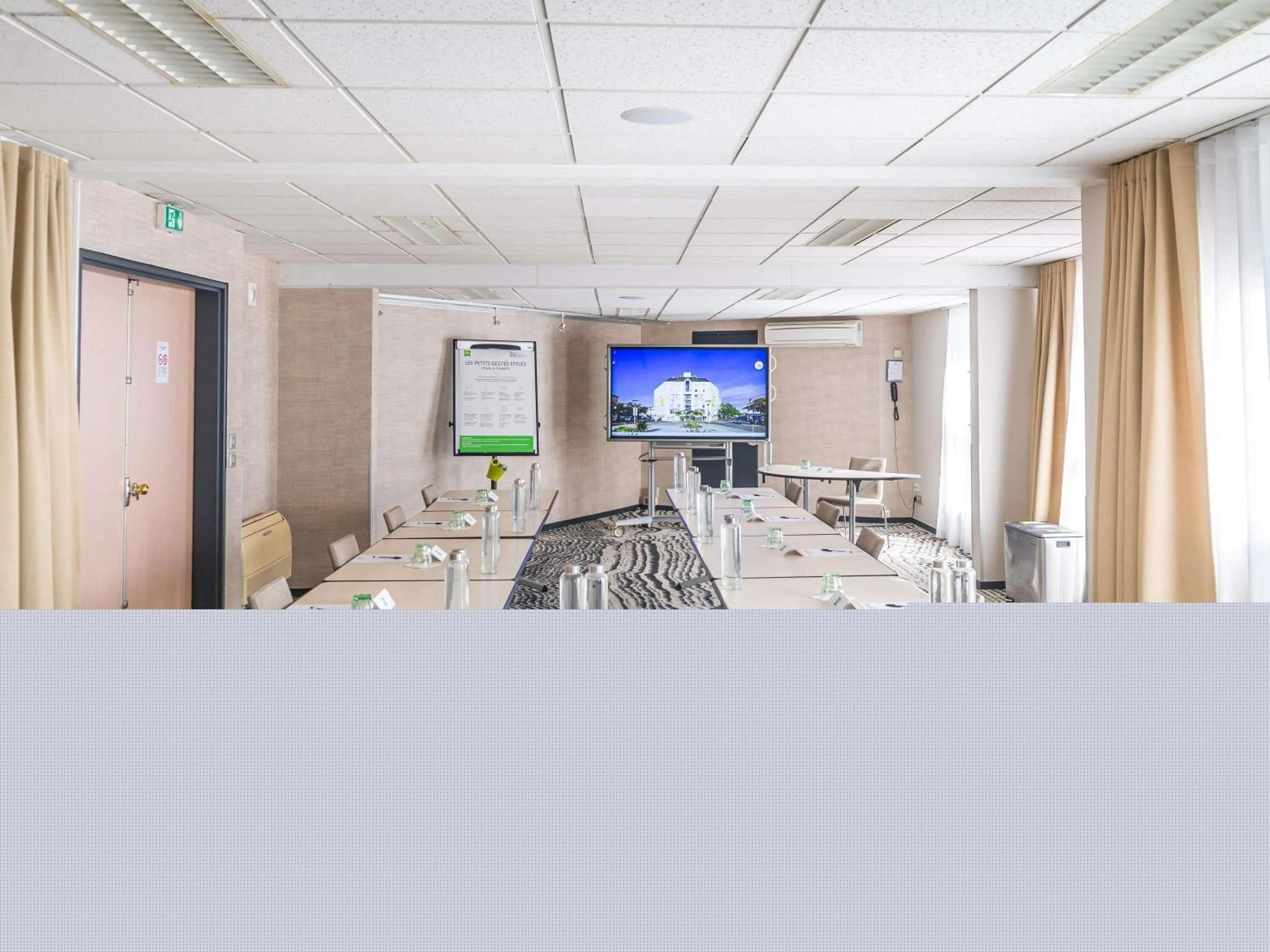 Meeting/conference room in ibis Styles Tours Centre