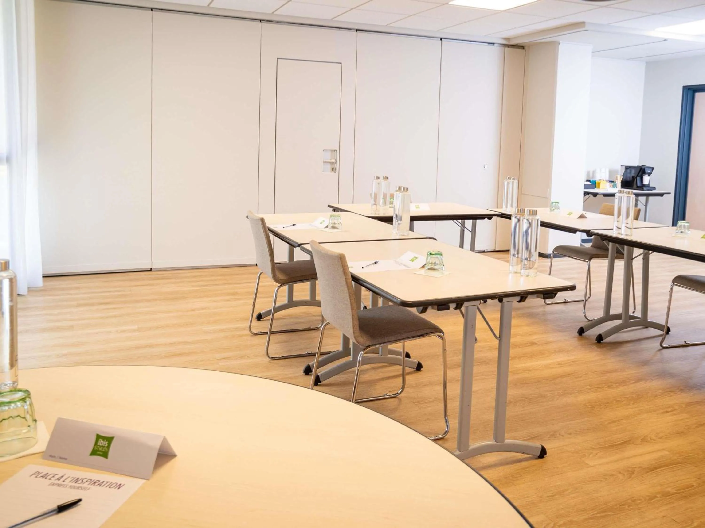 Meeting/conference room in ibis Styles Tours Centre