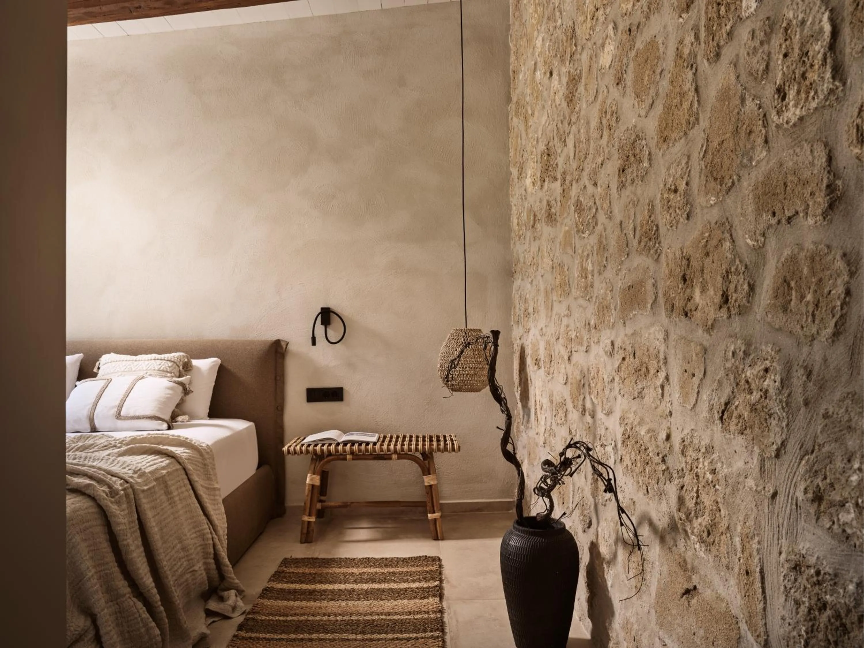 Bedroom, Bed in Ananta Blue Residence