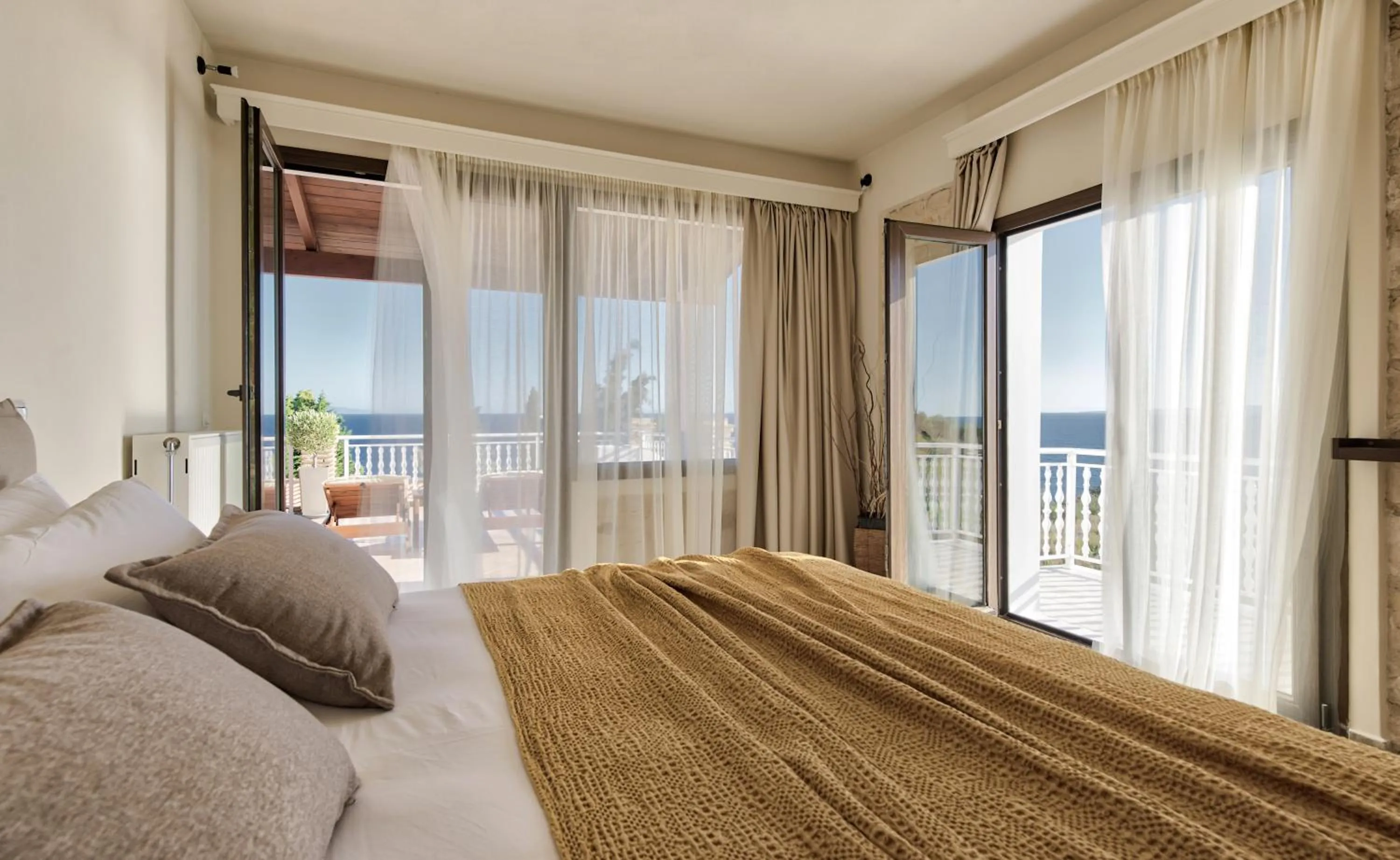 Bedroom, Bed in Ananta Blue Residence