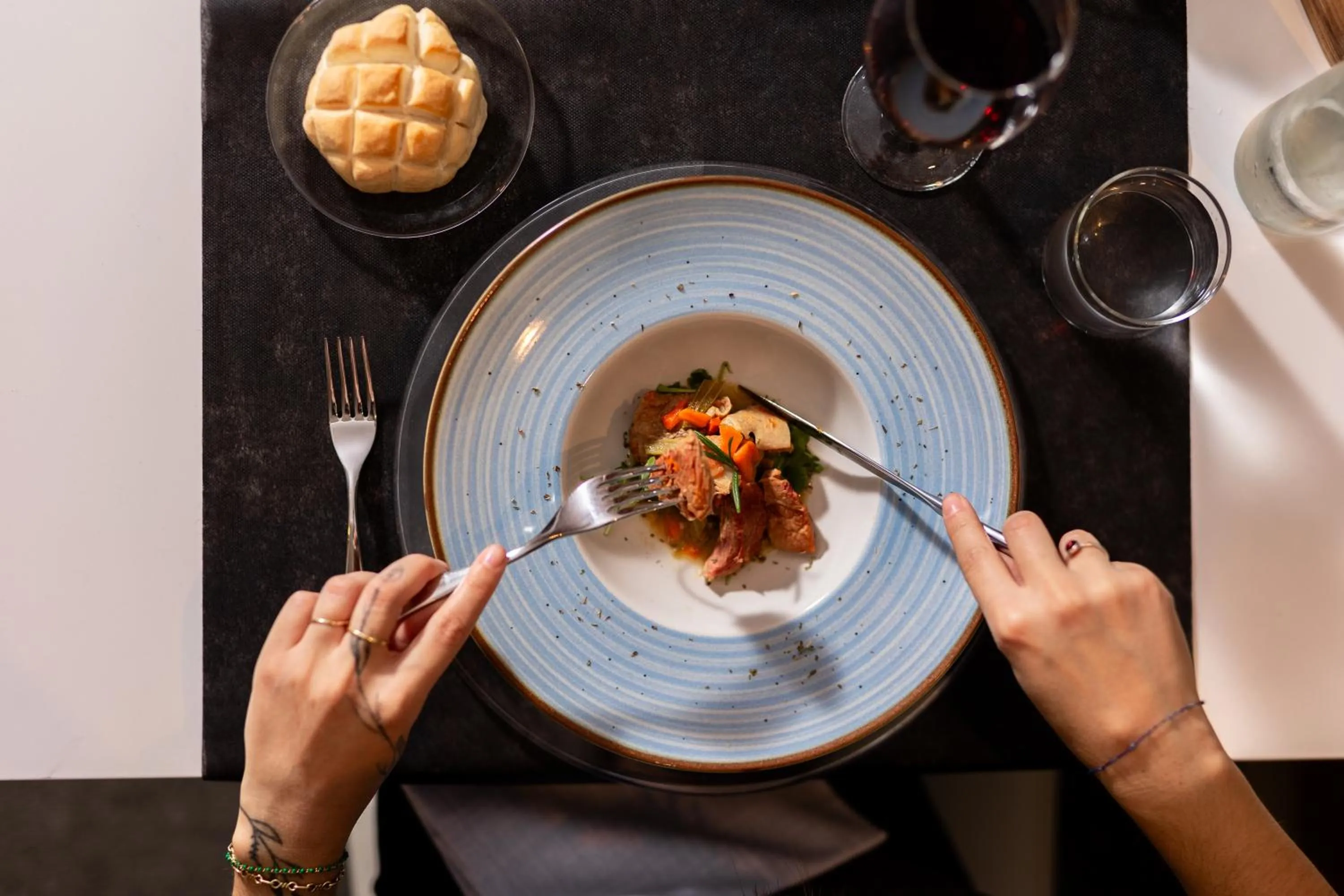 Food and drinks in Phi Hotel Garden Area Roma Eur