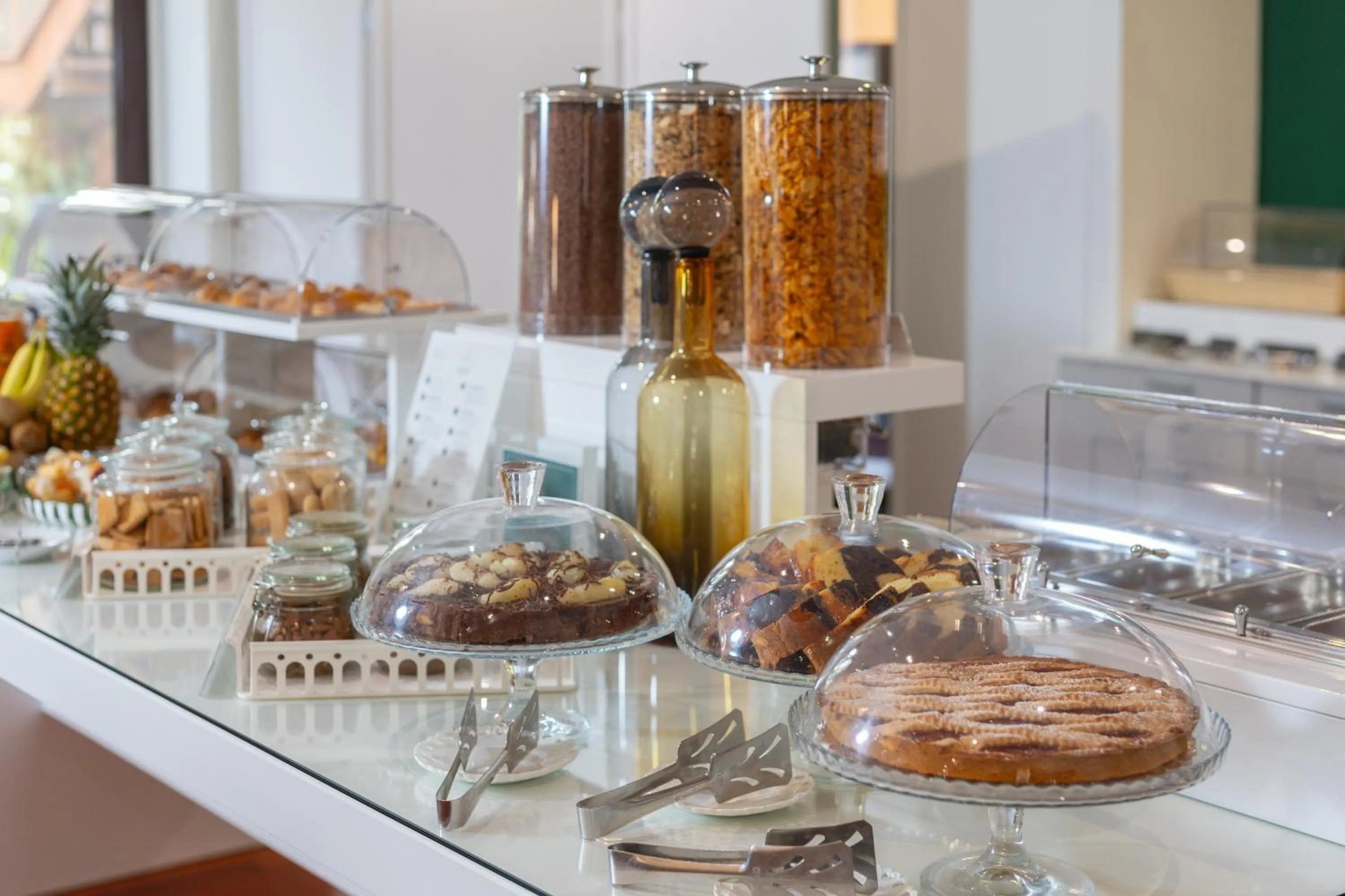 Food in Phi Hotel Garden Area Roma Eur