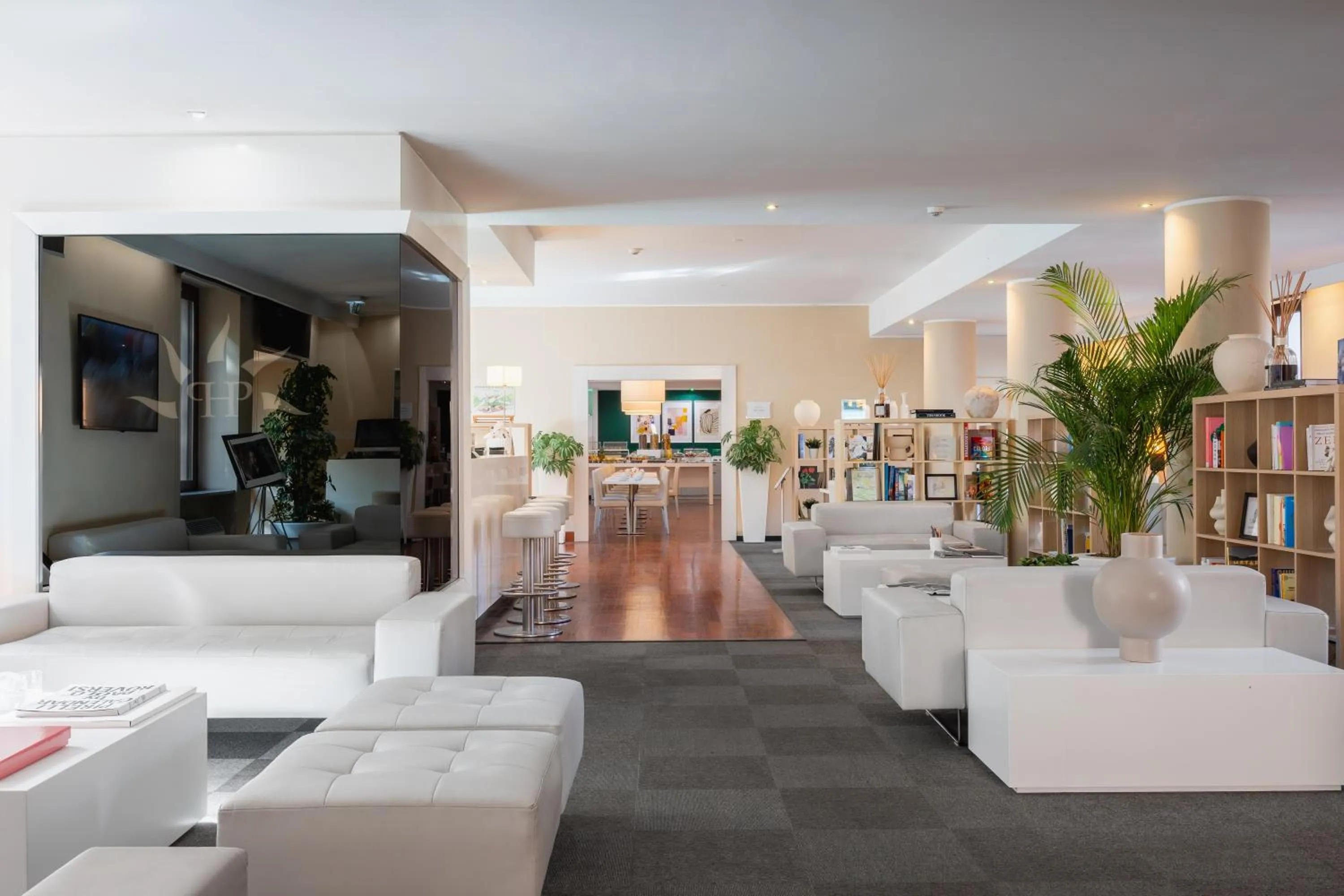 Lobby or reception in Phi Hotel Garden Area Roma Eur