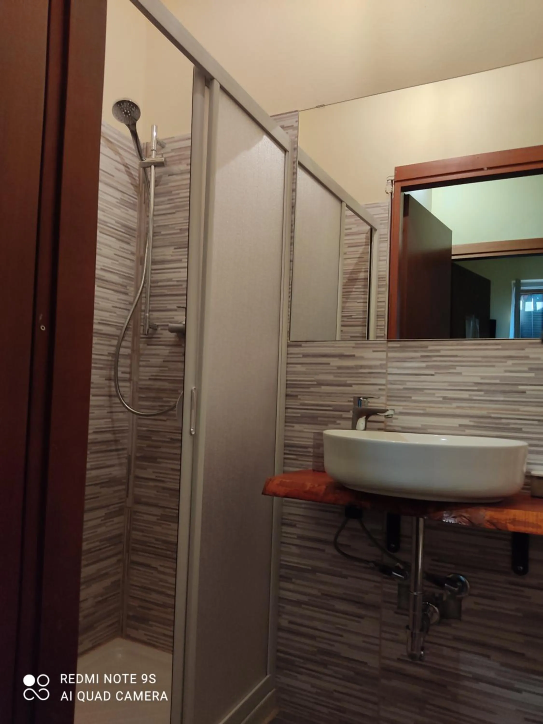 Shower in B&B CountryHouseAnna