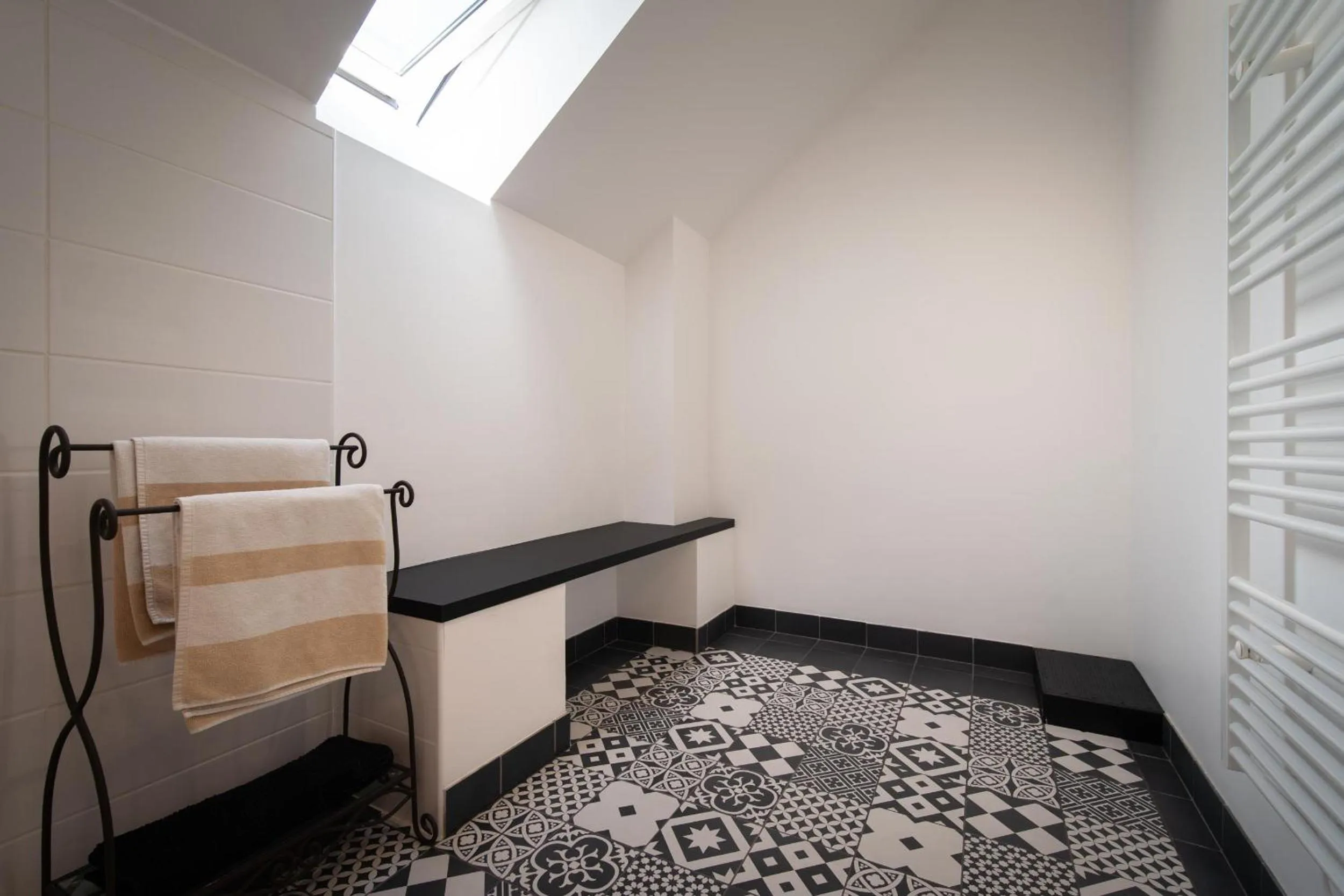 Bathroom, Bed in Le Clos de La Rousselière B and B