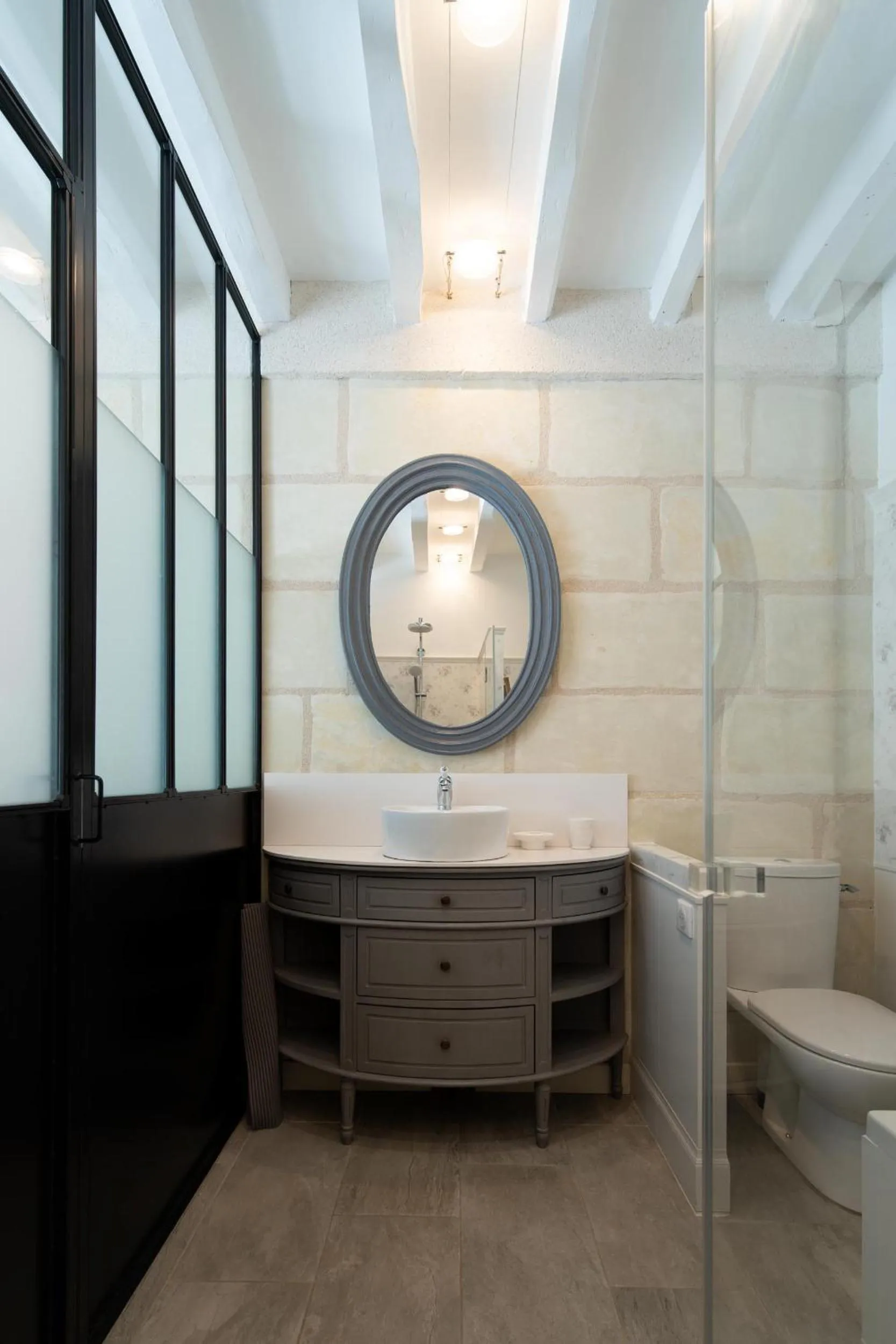 Bathroom in Le Clos de La Rousselière B and B