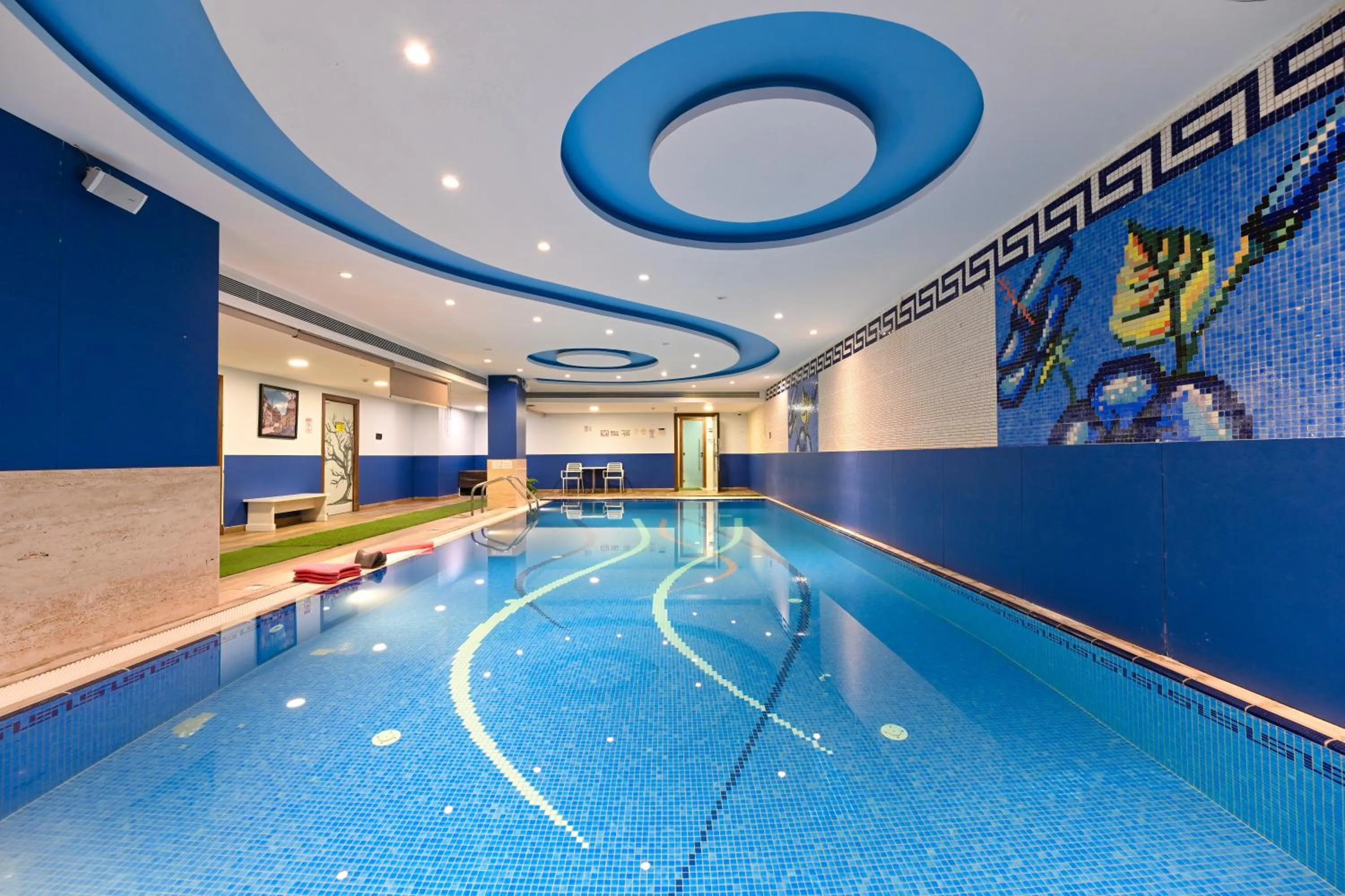 Hot Tub in Al Mansour Suites Hotel