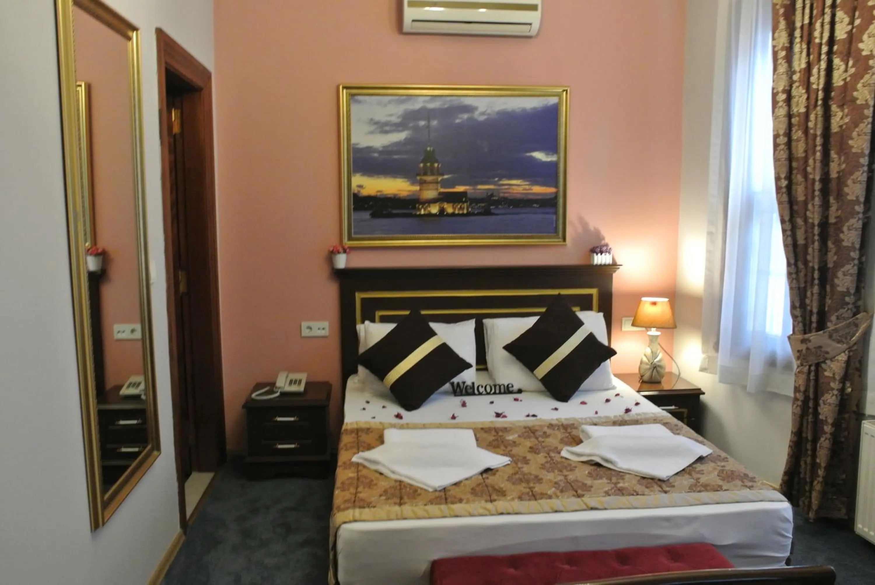 Bedroom, Bed in Emirhan Inn Hotel, Sultanahmet