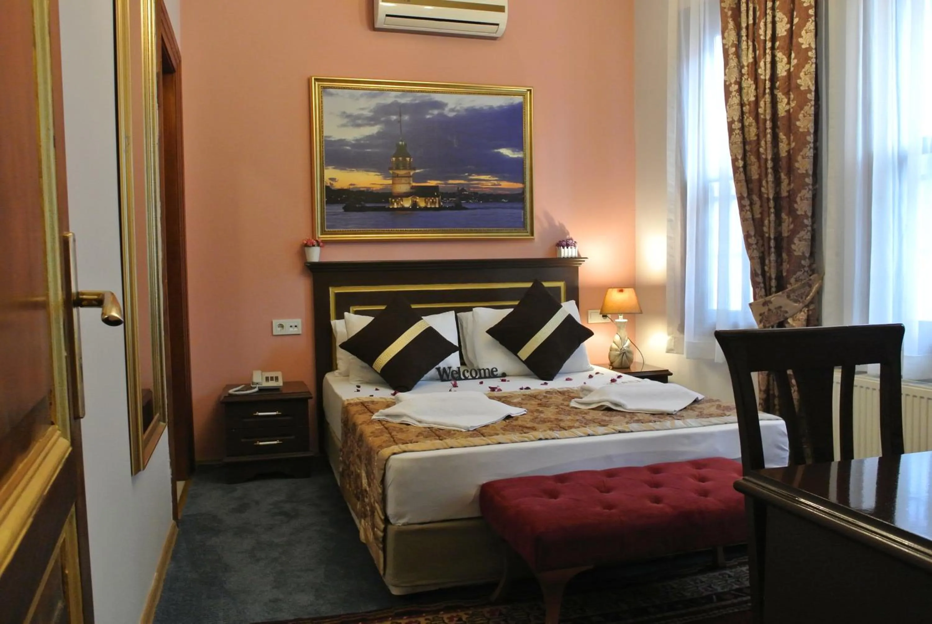 Bedroom, Bed in Emirhan Inn Hotel, Sultanahmet