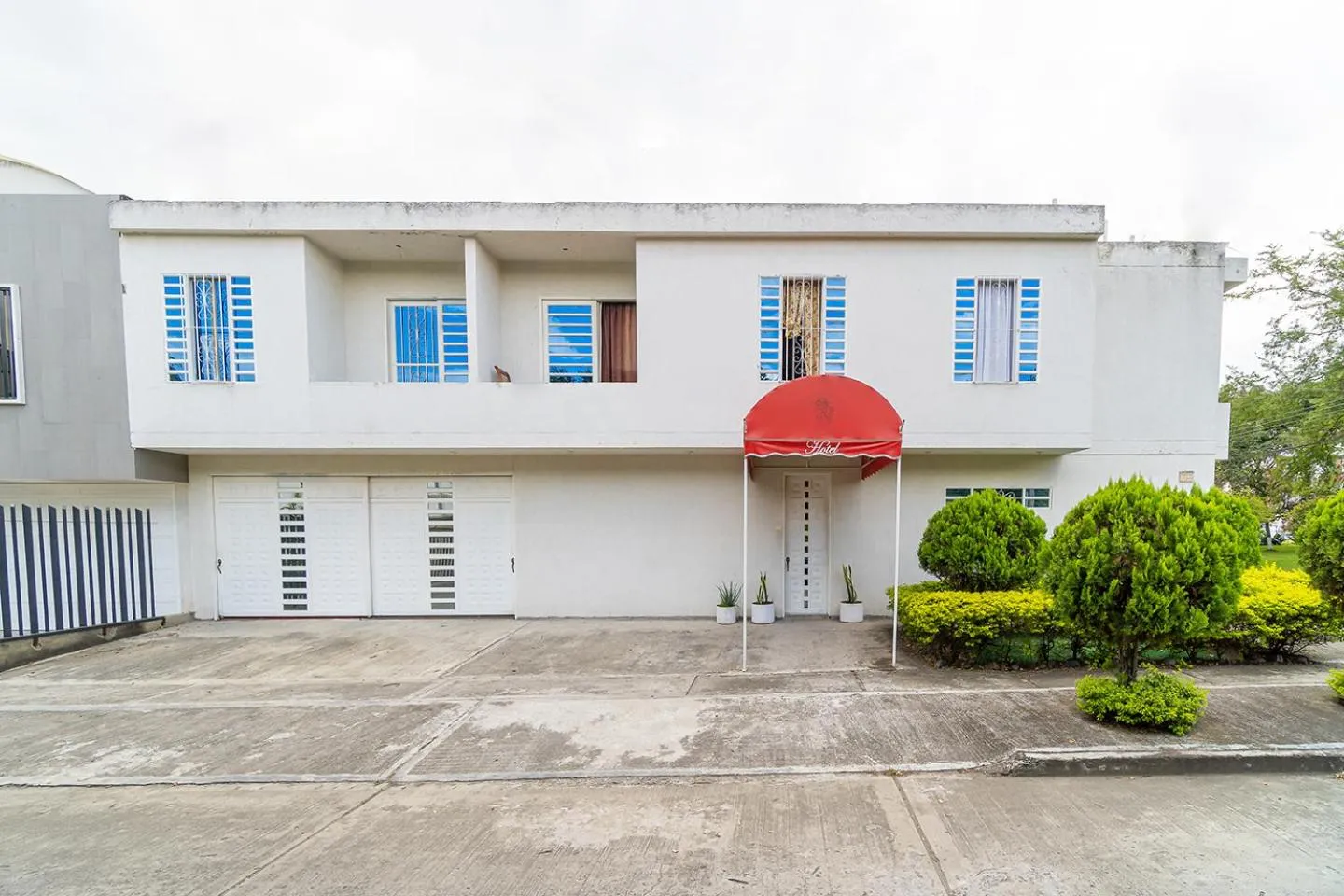 Facade/entrance in Hotel De Las Mercedes