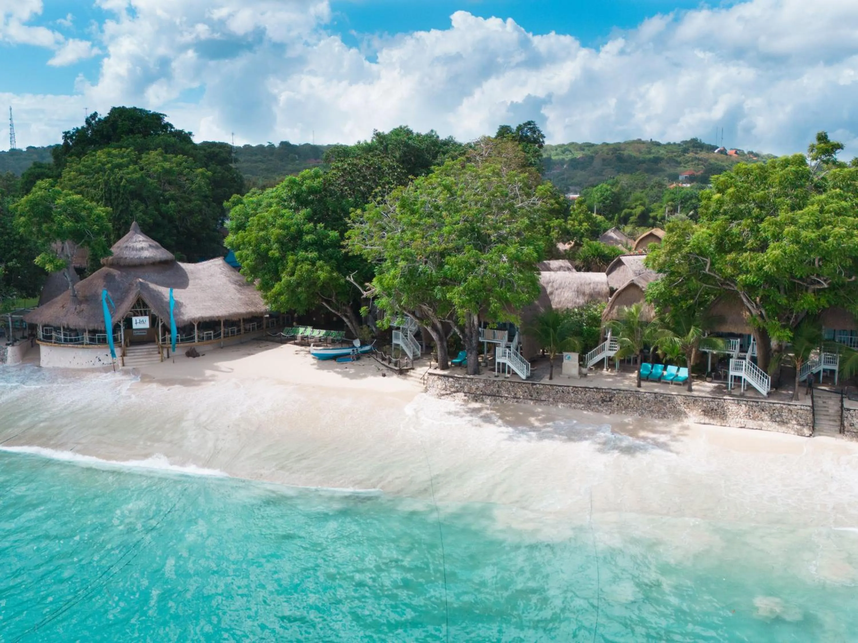 Property building in Hai Tide Beach Resort